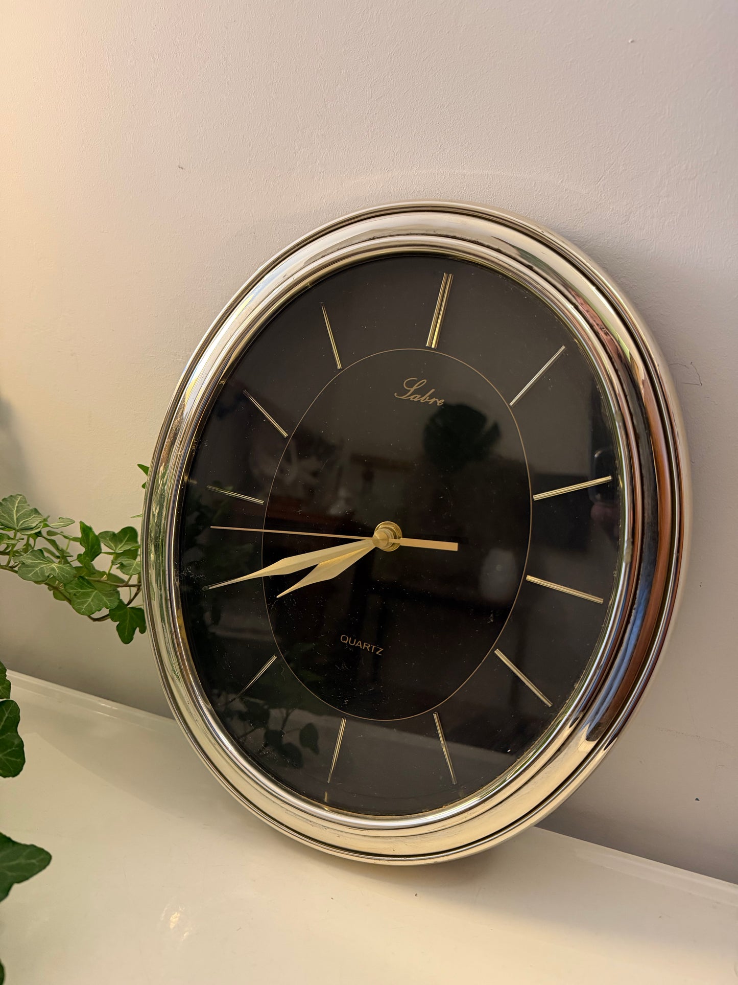 Jaren 80 wandklok Labre