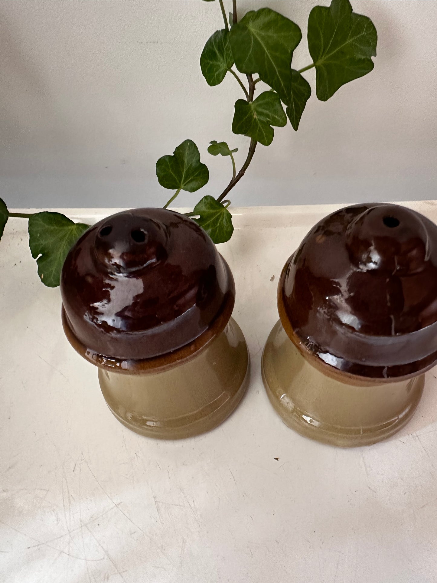 Keramiek jaren 70 retro peper en zout stelletje