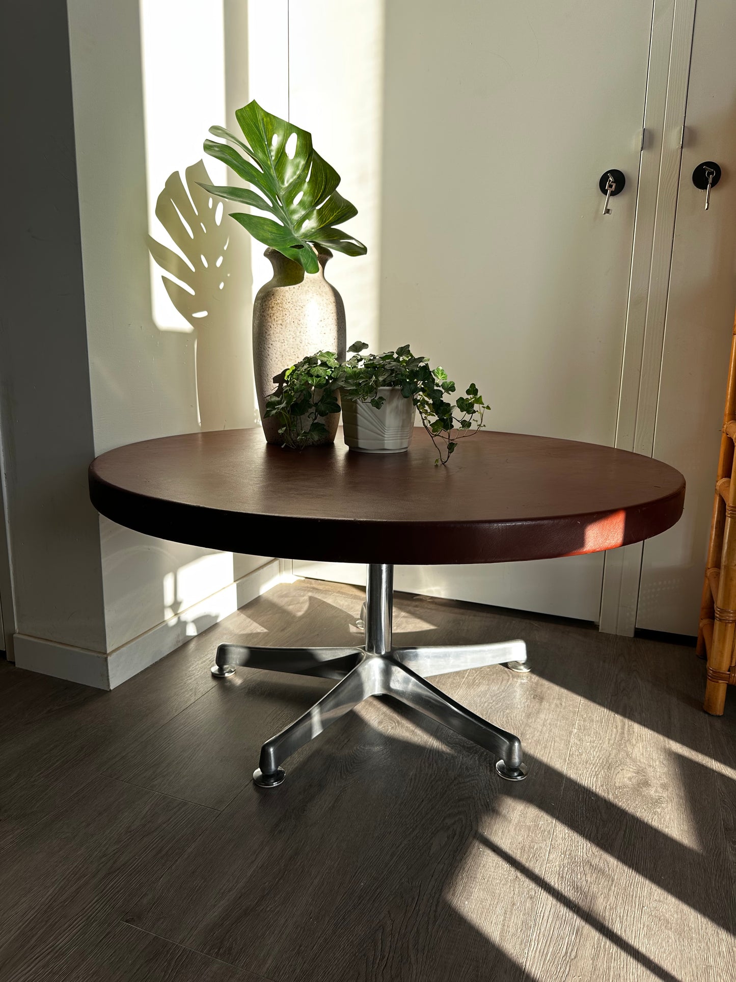 Faux Leather salontafel coffeetable jaren 1970