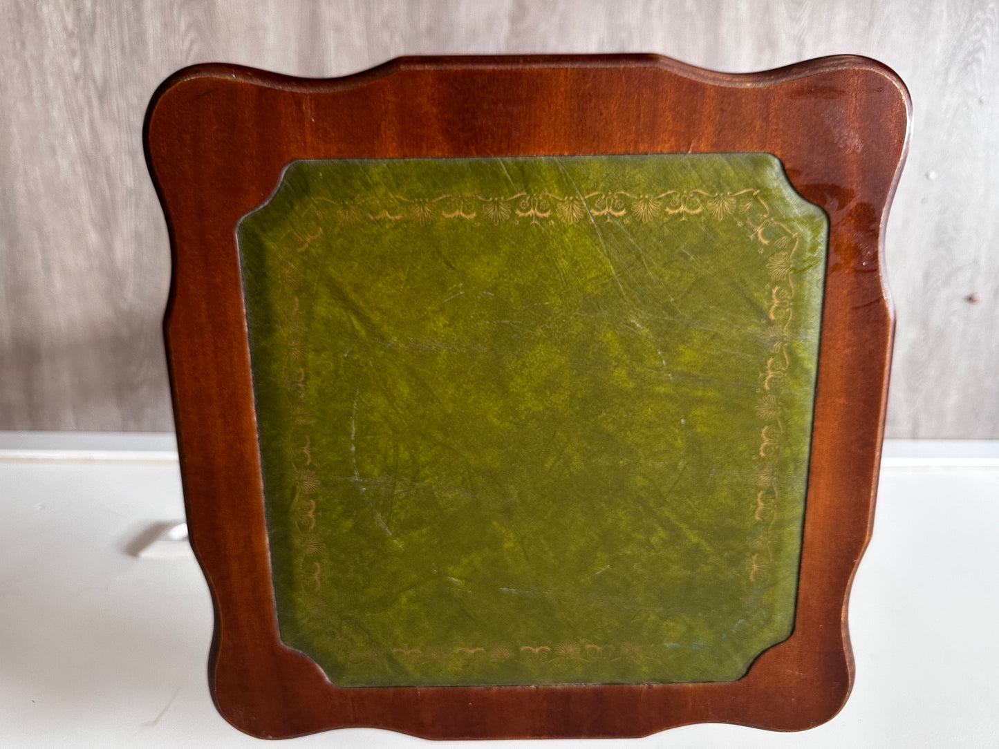 Vintage wijntafeltje