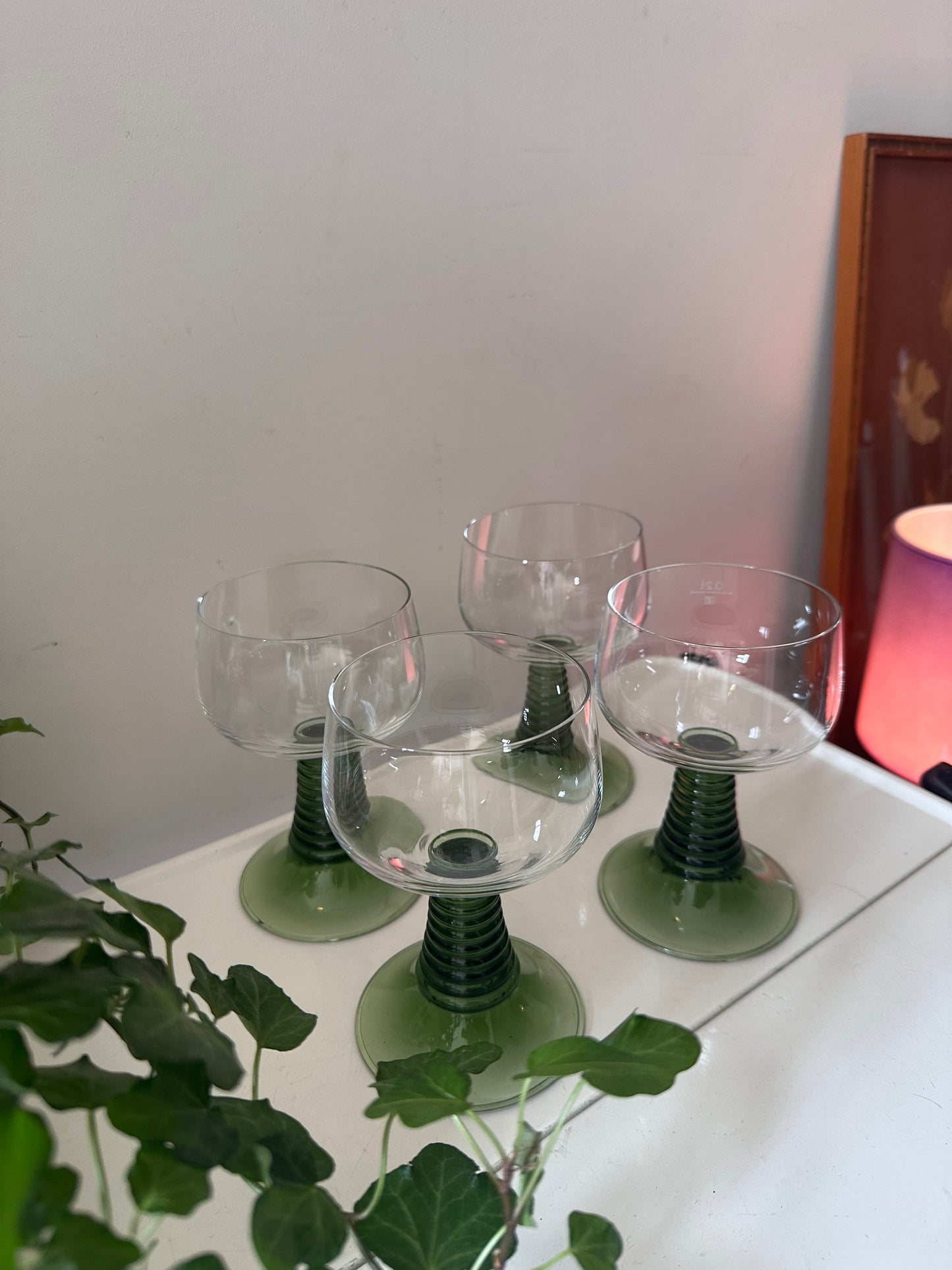 Vintage Roemer Moezel glazen groene voet