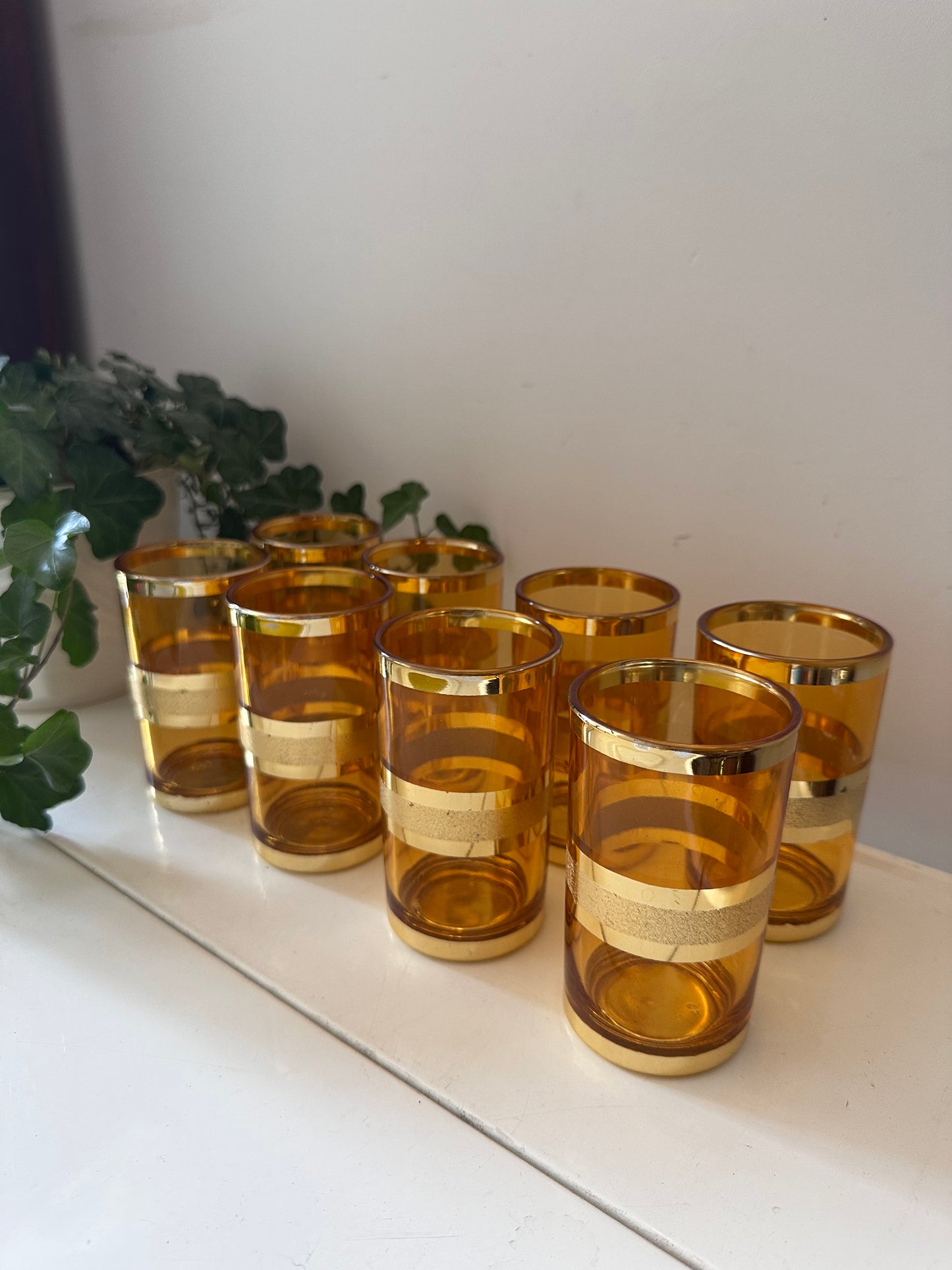 Set van 8 goud/amberkleurige glazen