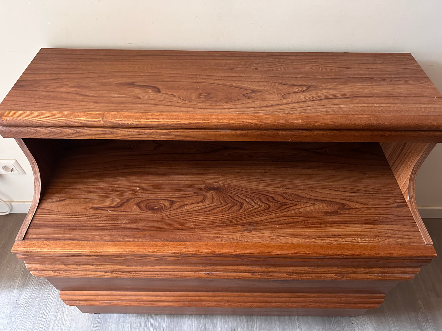 Mid Century lade kast Scandinavisch design