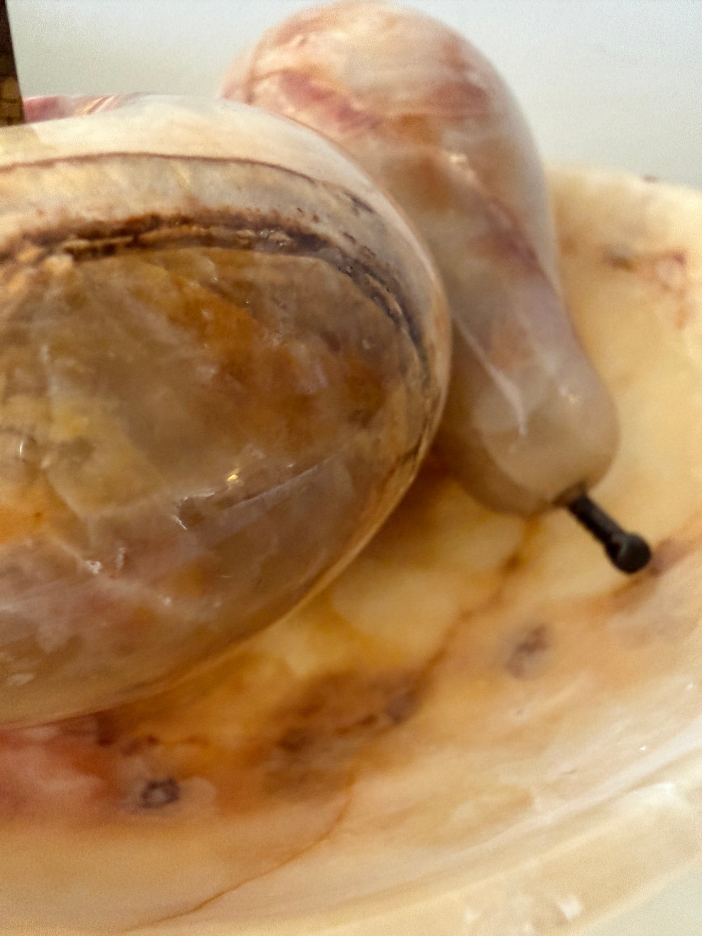 Onyx fruitschaal met peer en appel