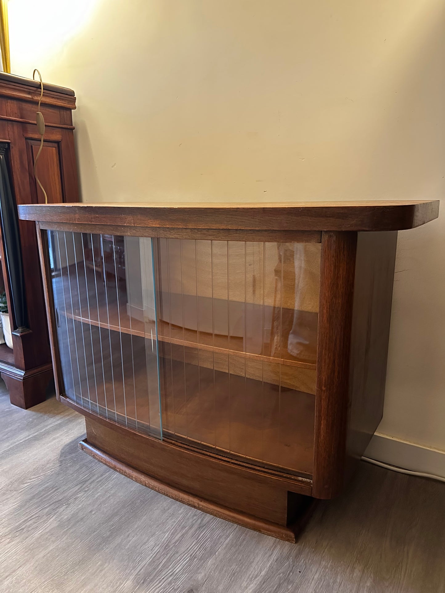 Vitrine kastje dressoir jaren 60
