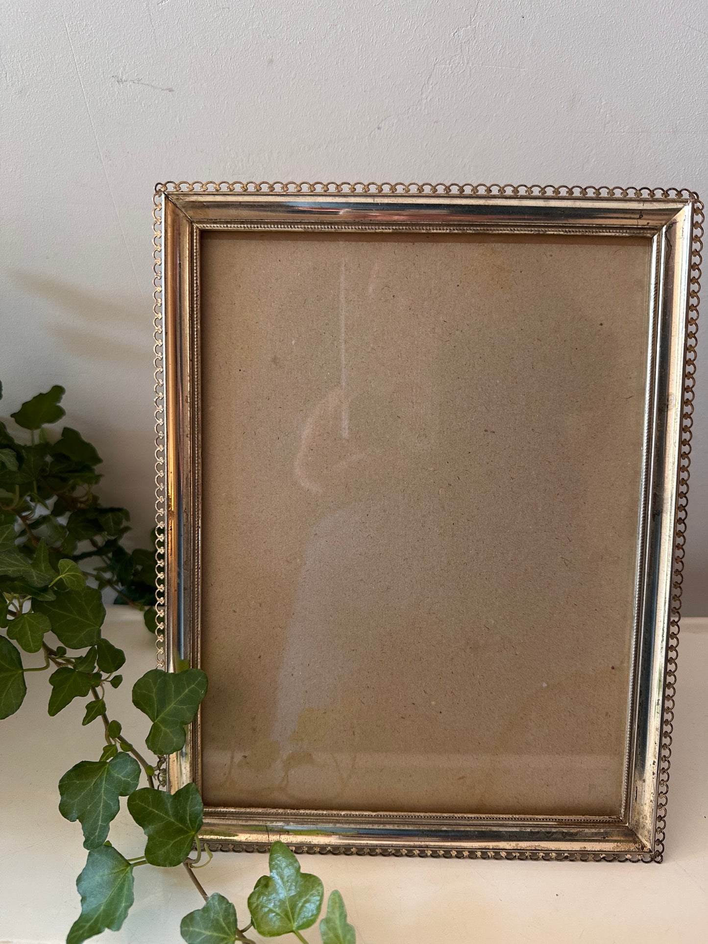 Jaren 60 fotolijstje met een sierlijk randje