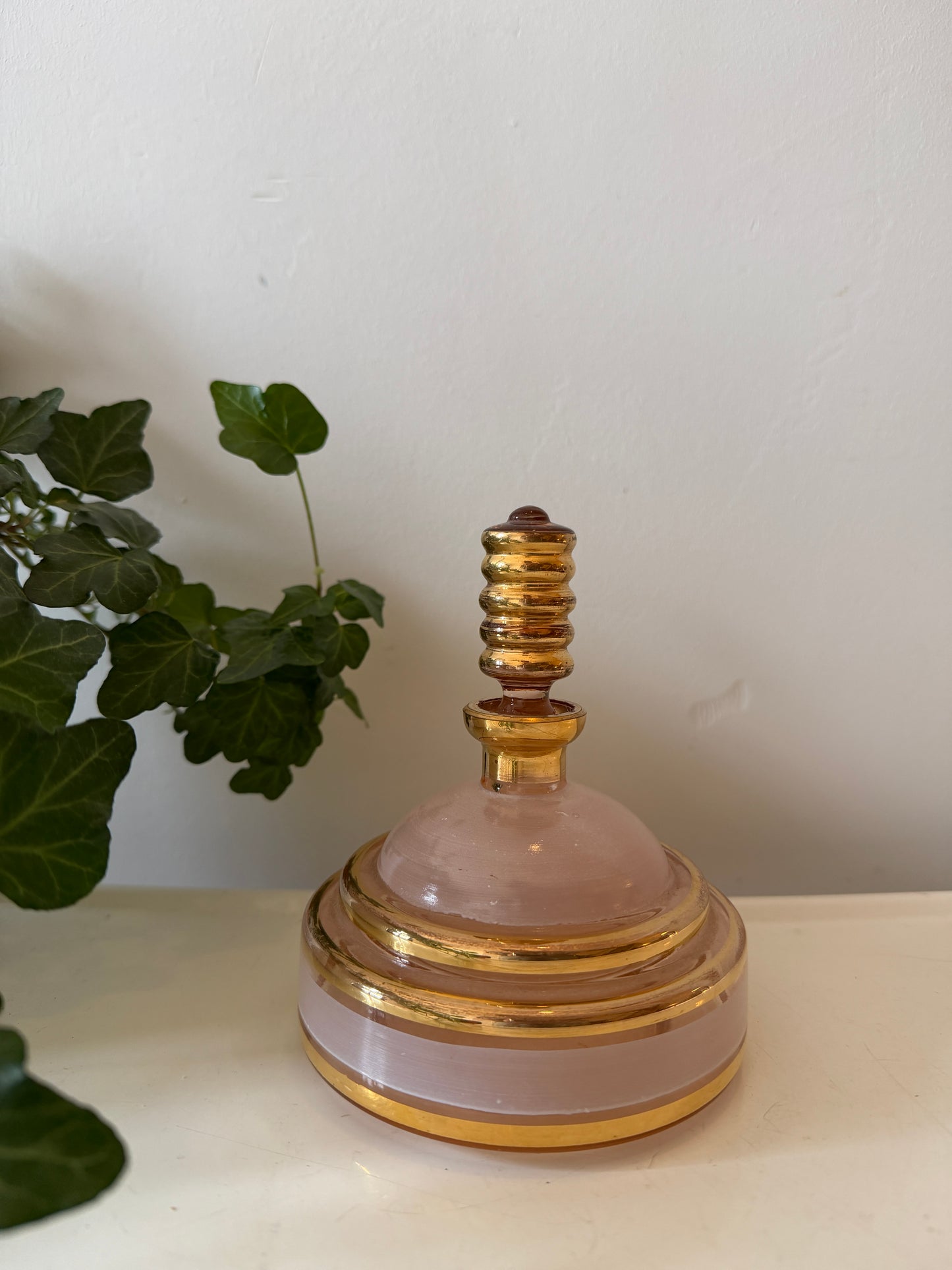 Parfumfles glas roze en goud kleurig