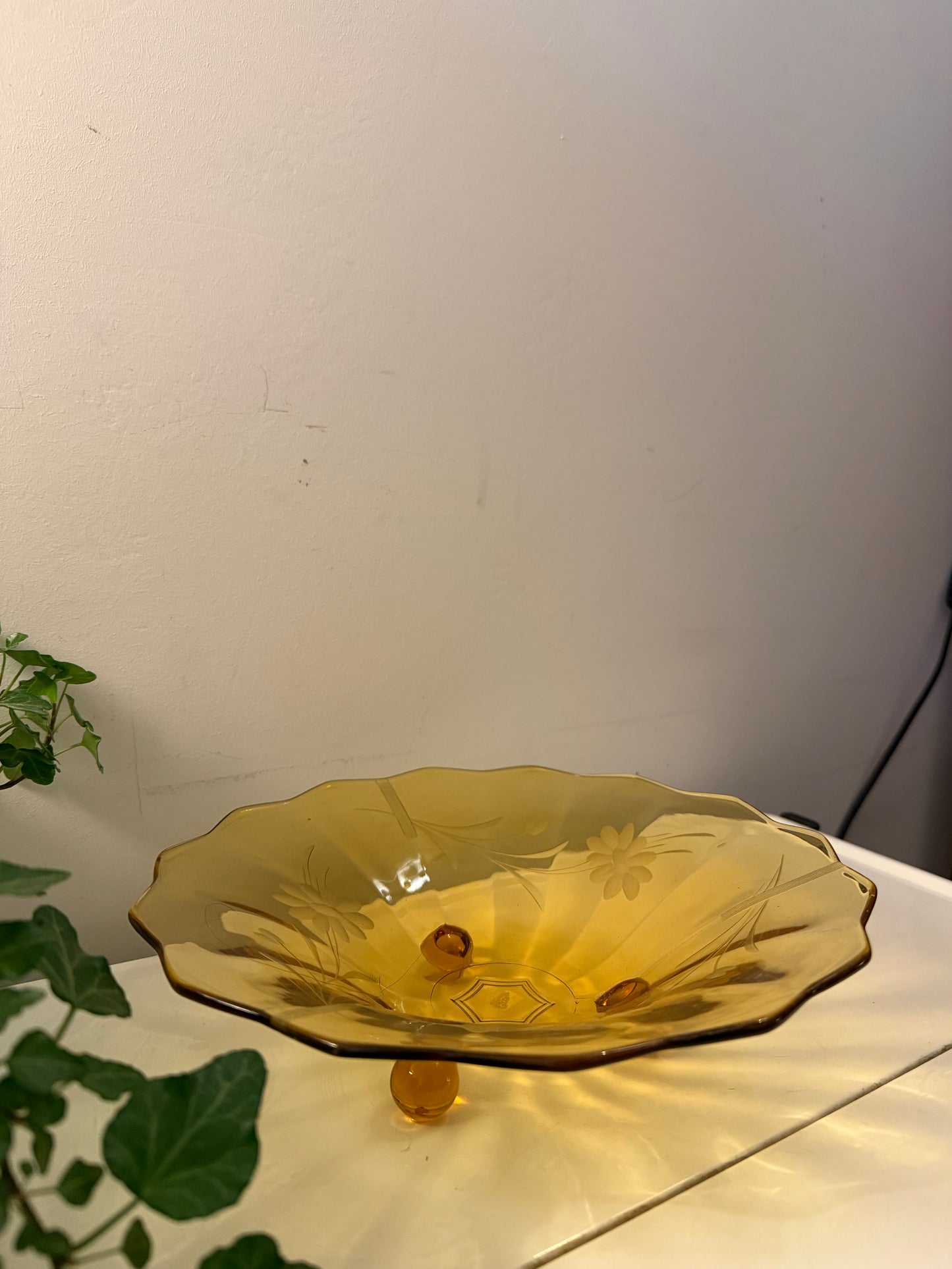 Art Deco serveerschaal op pootjes