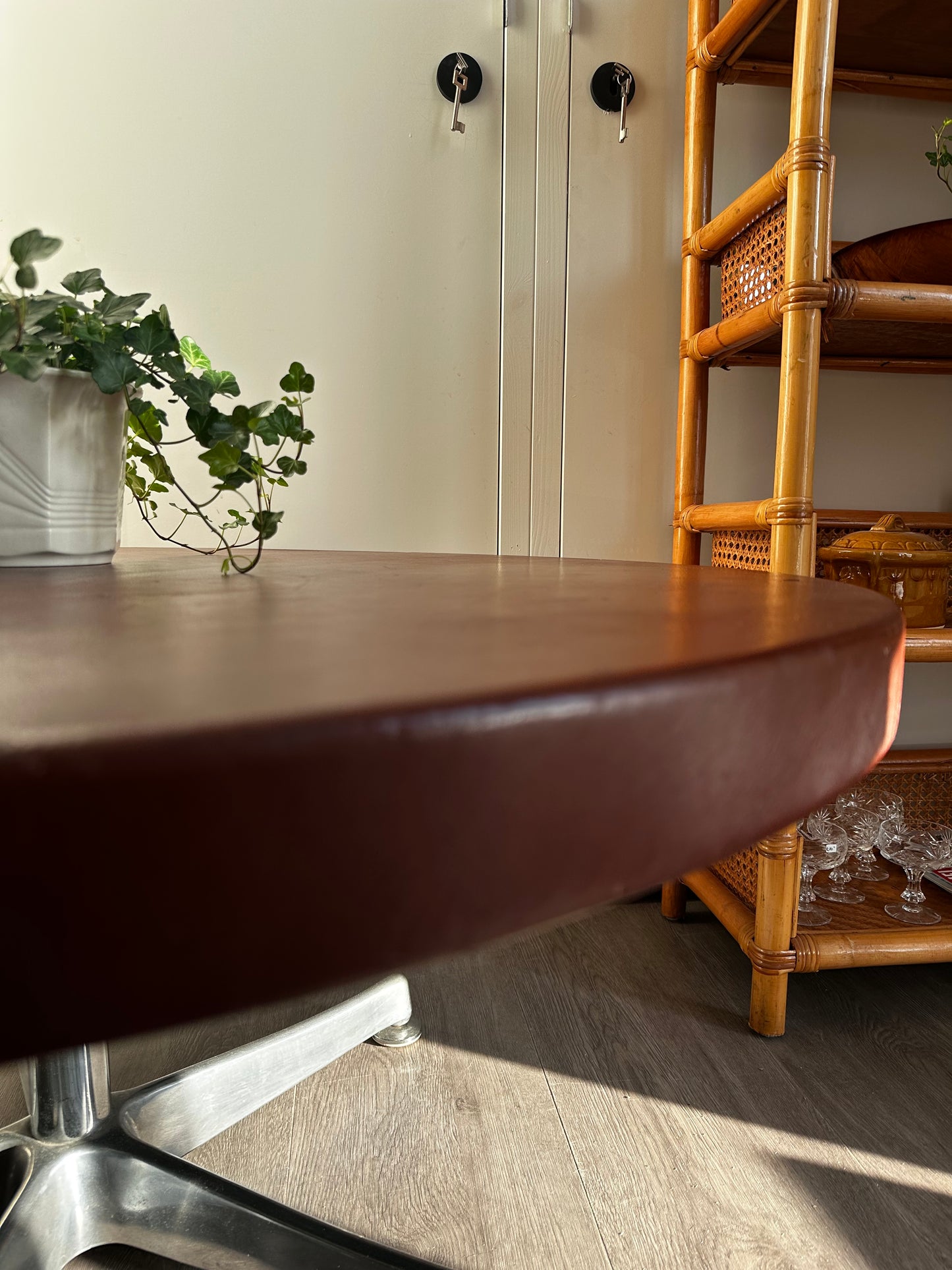 Faux Leather salontafel coffeetable jaren 1970