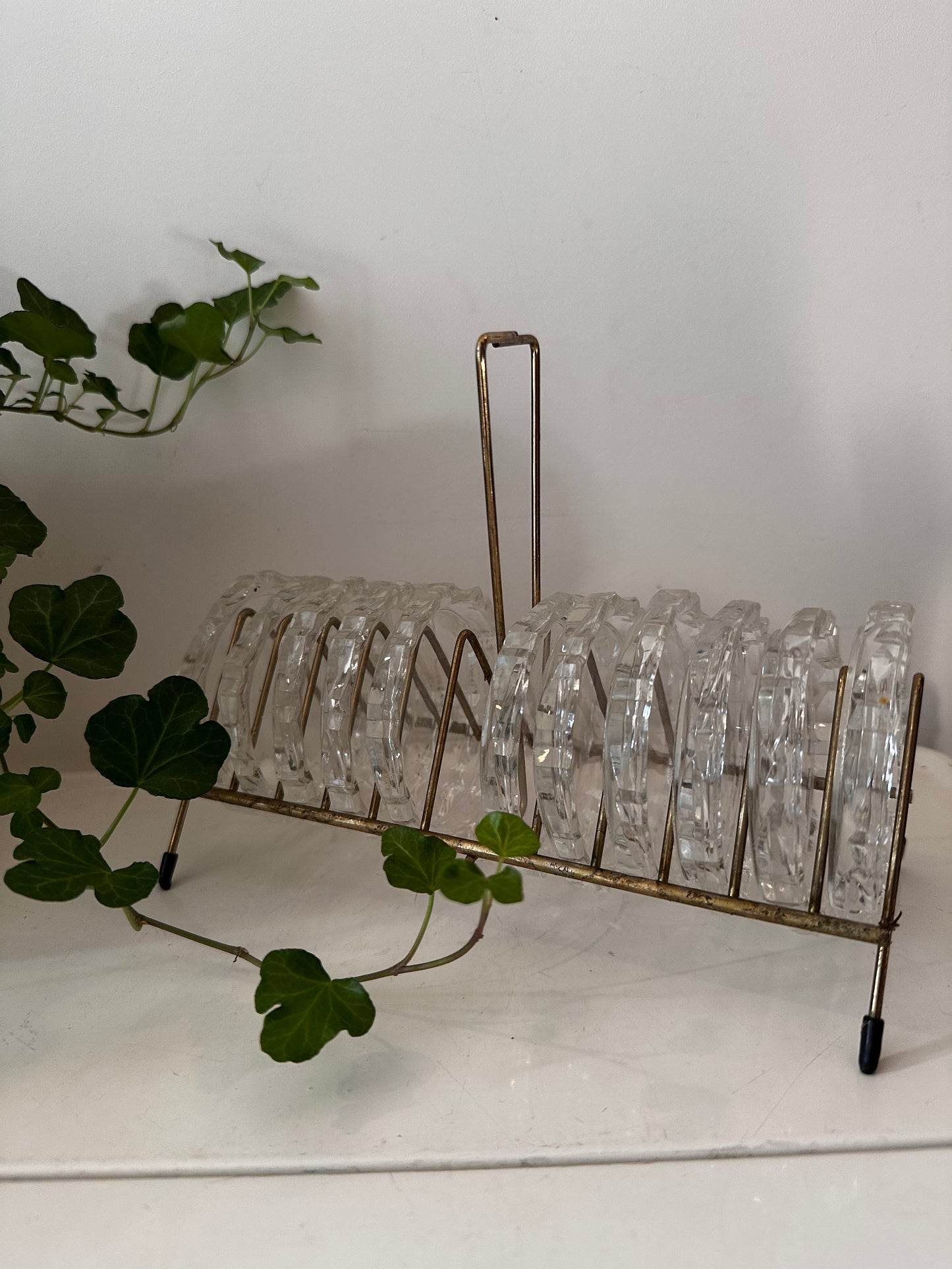 Jaren 60 rekje met onderzetters