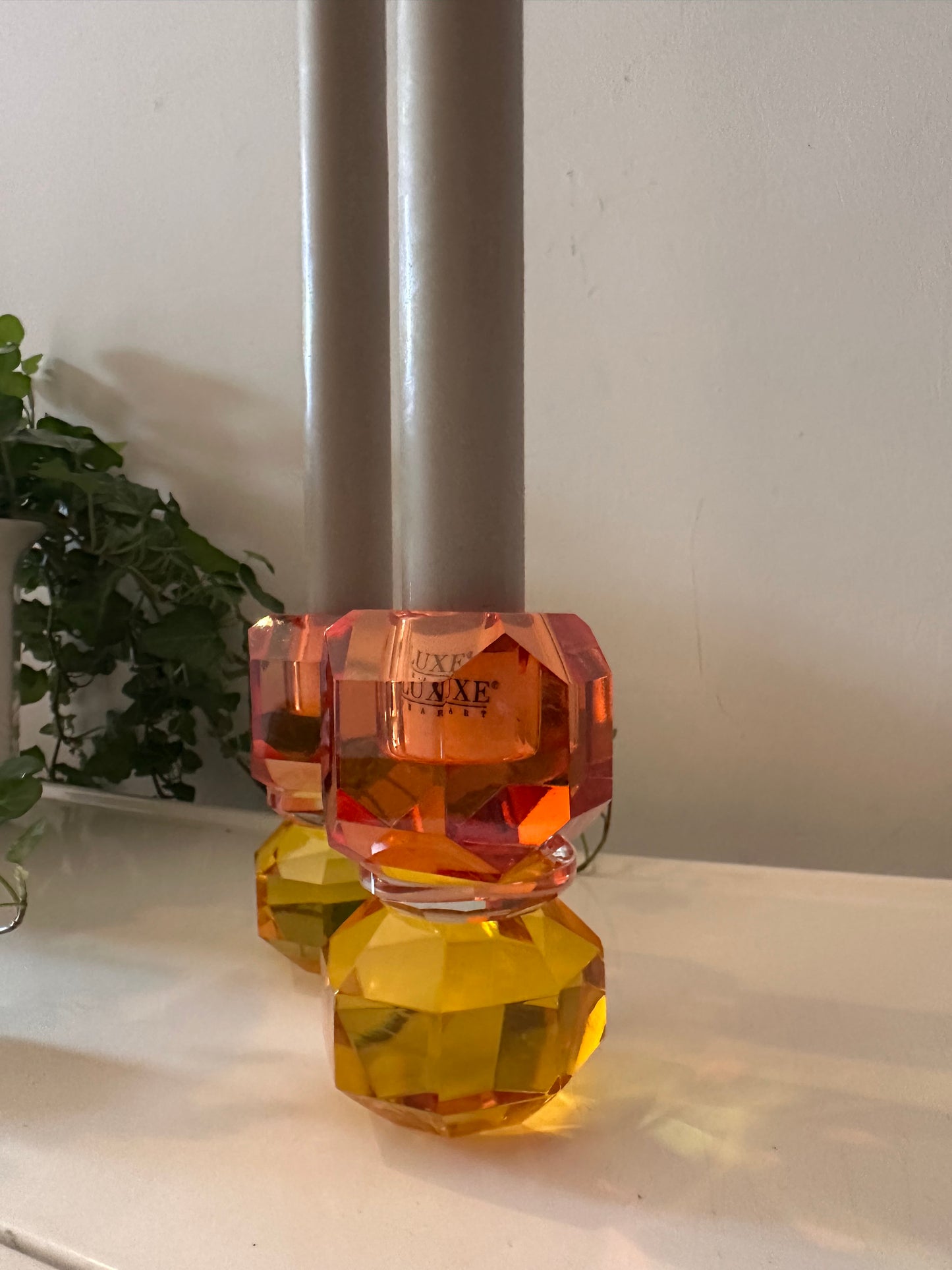 Glazen geel oranje kubus kandelaar jaren 80