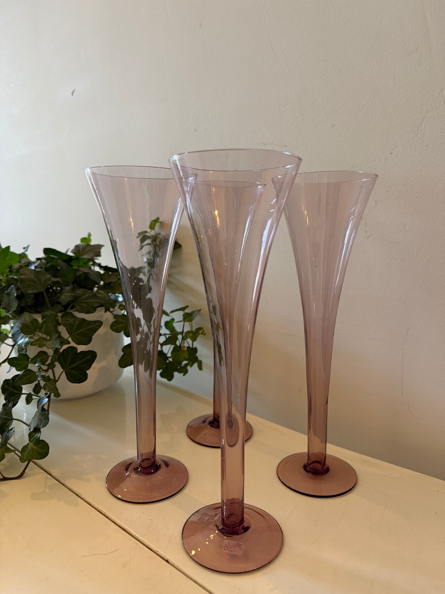 Set van 4 Italiaanse amethist flutes