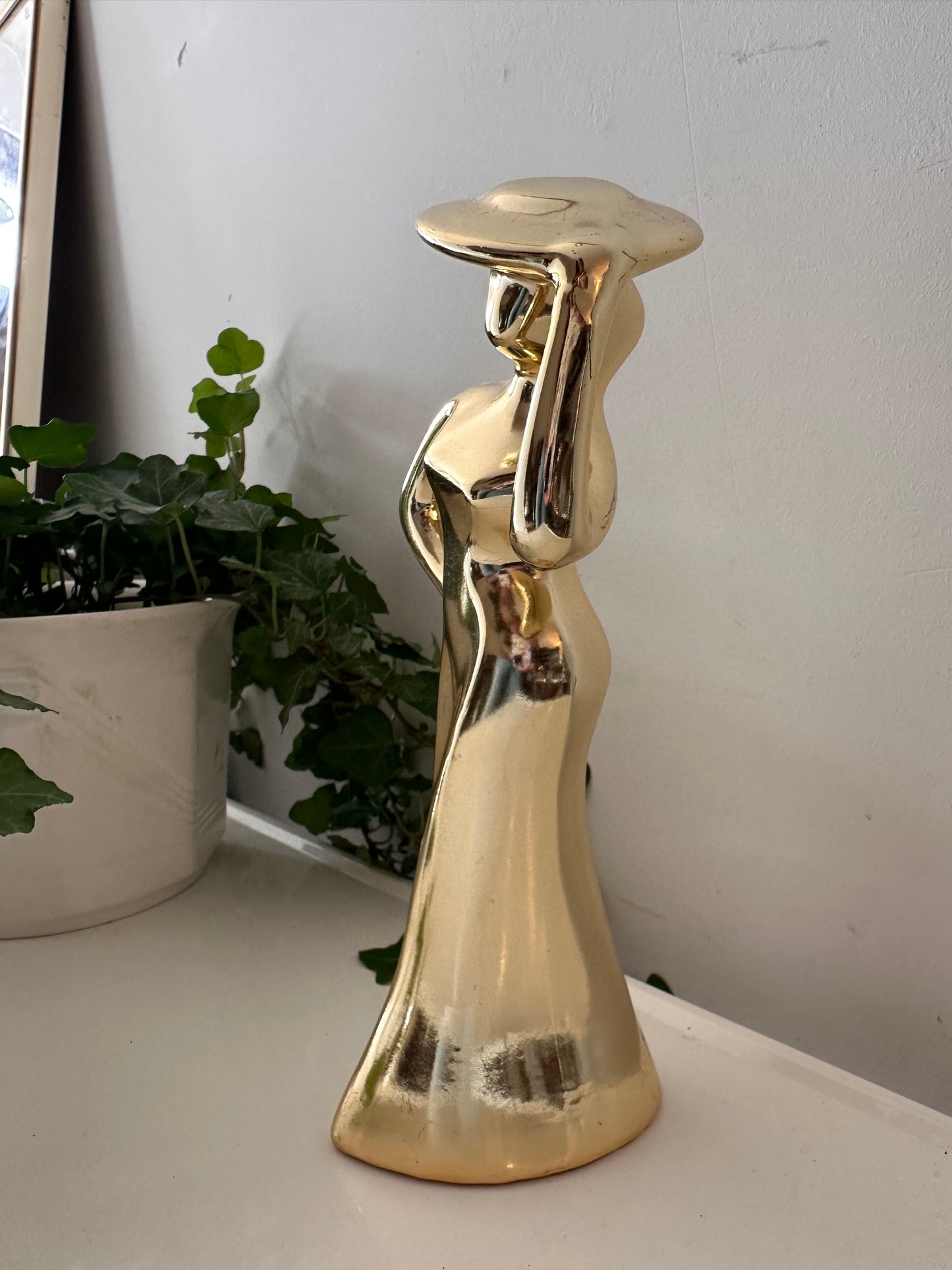 Goudkleurig beeld jaren 80