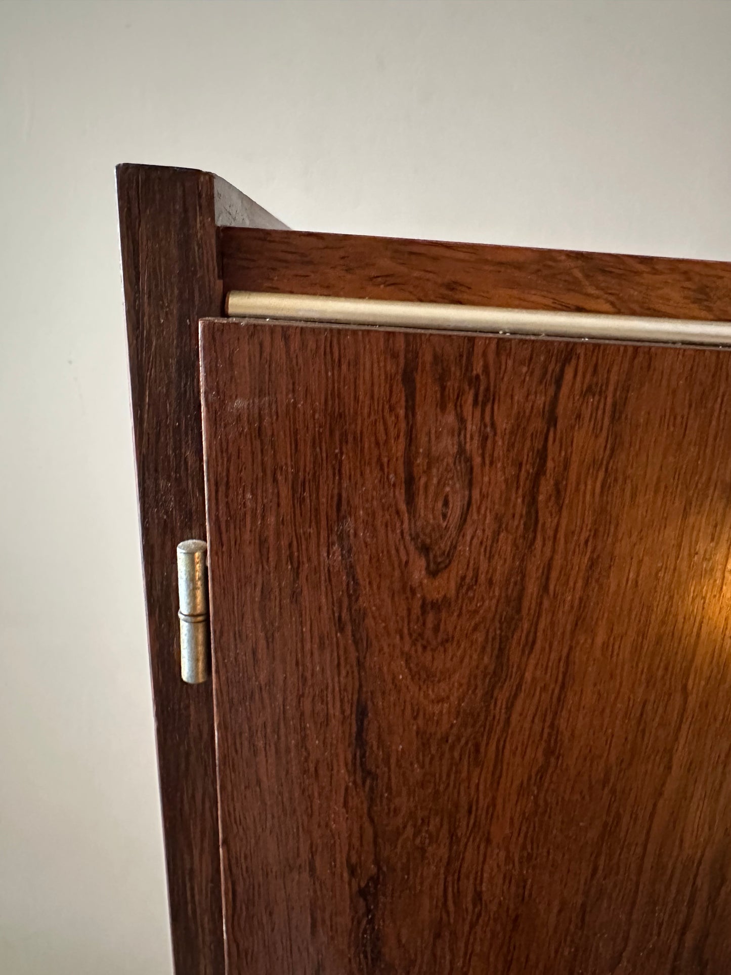 Mid Century Low Board kast
