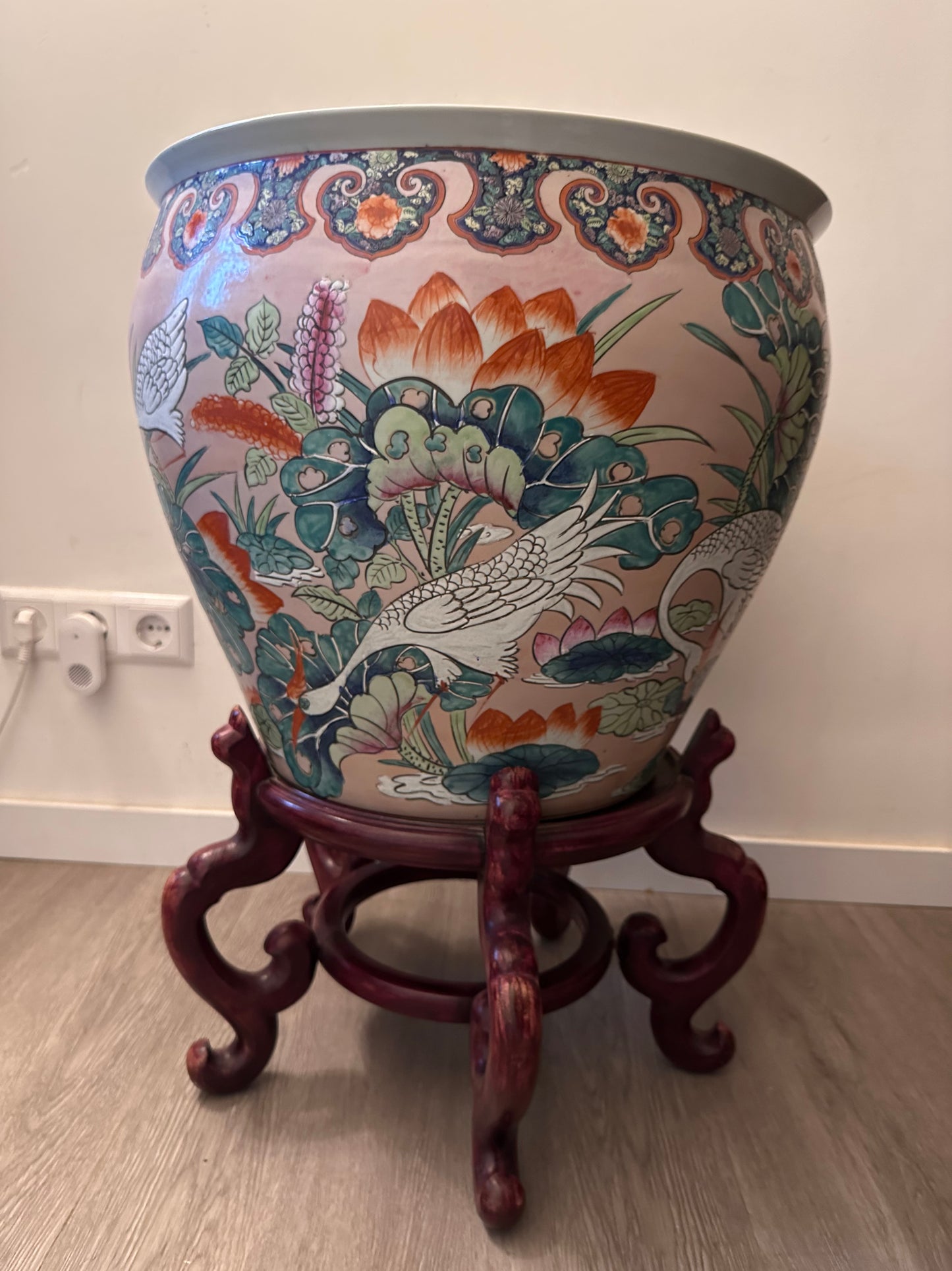 Grote Porseleinen Chinese fish bowl