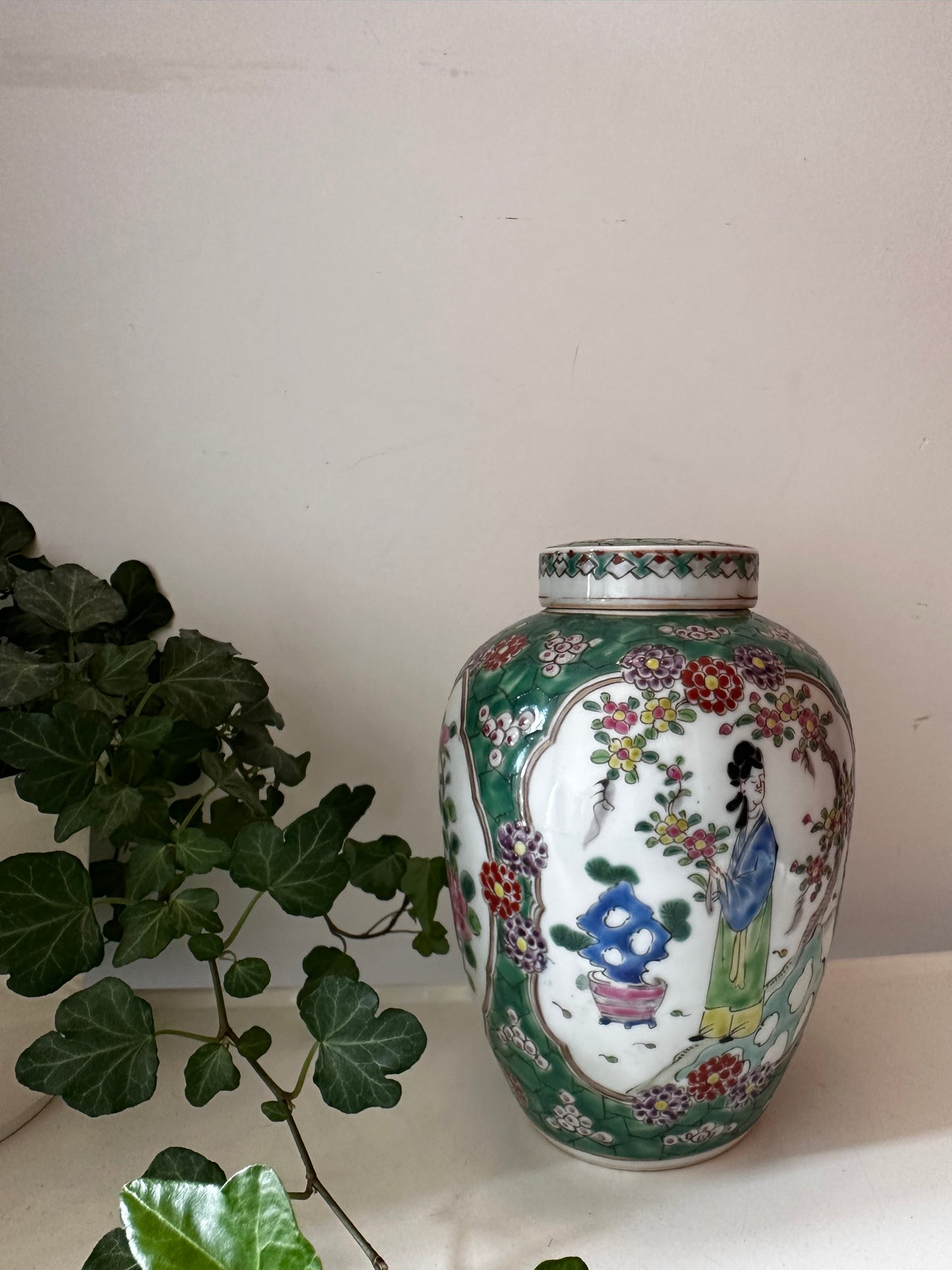 Chinees porseleinen dekselpot