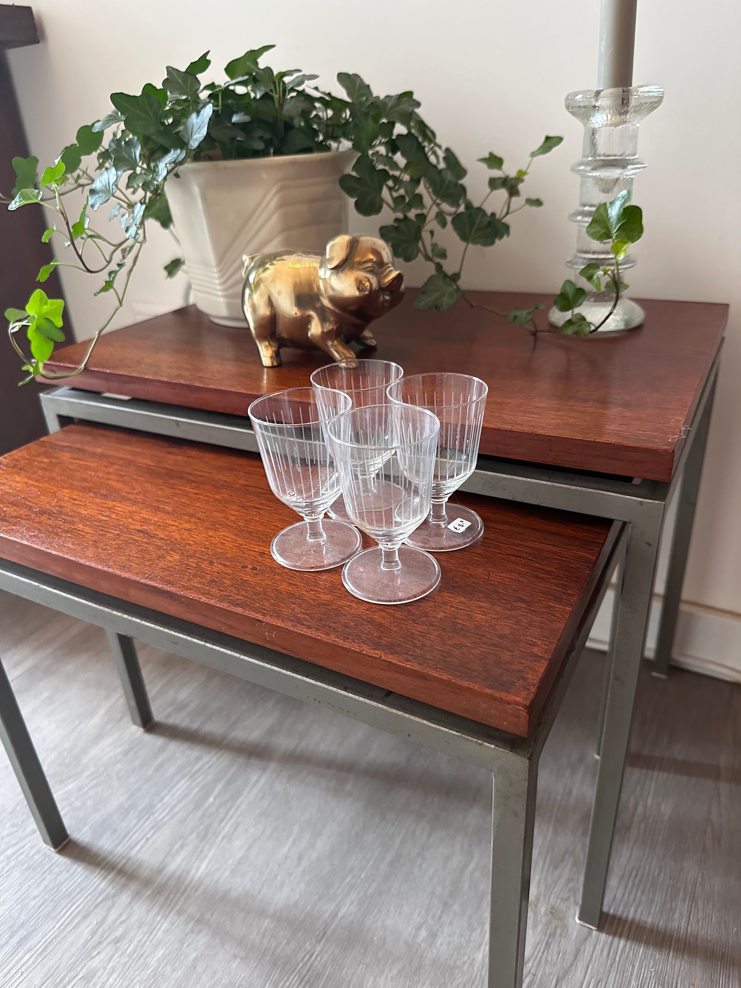 Set van 2 vintage nesting tables Mimi set