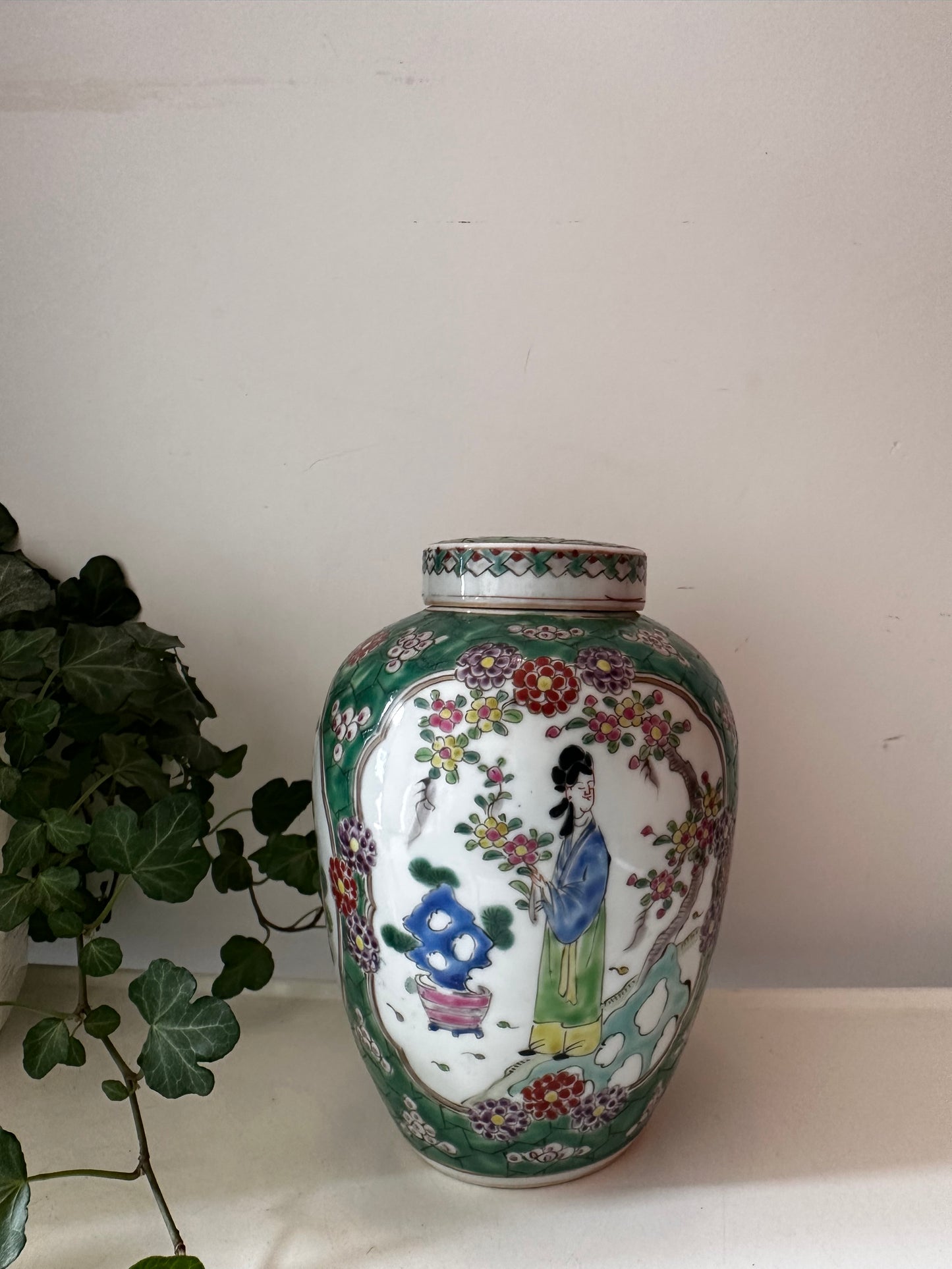 Chinees porseleinen dekselpot