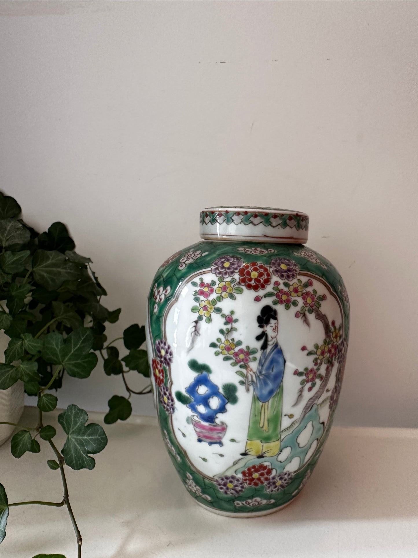 Chinees porseleinen dekselpot