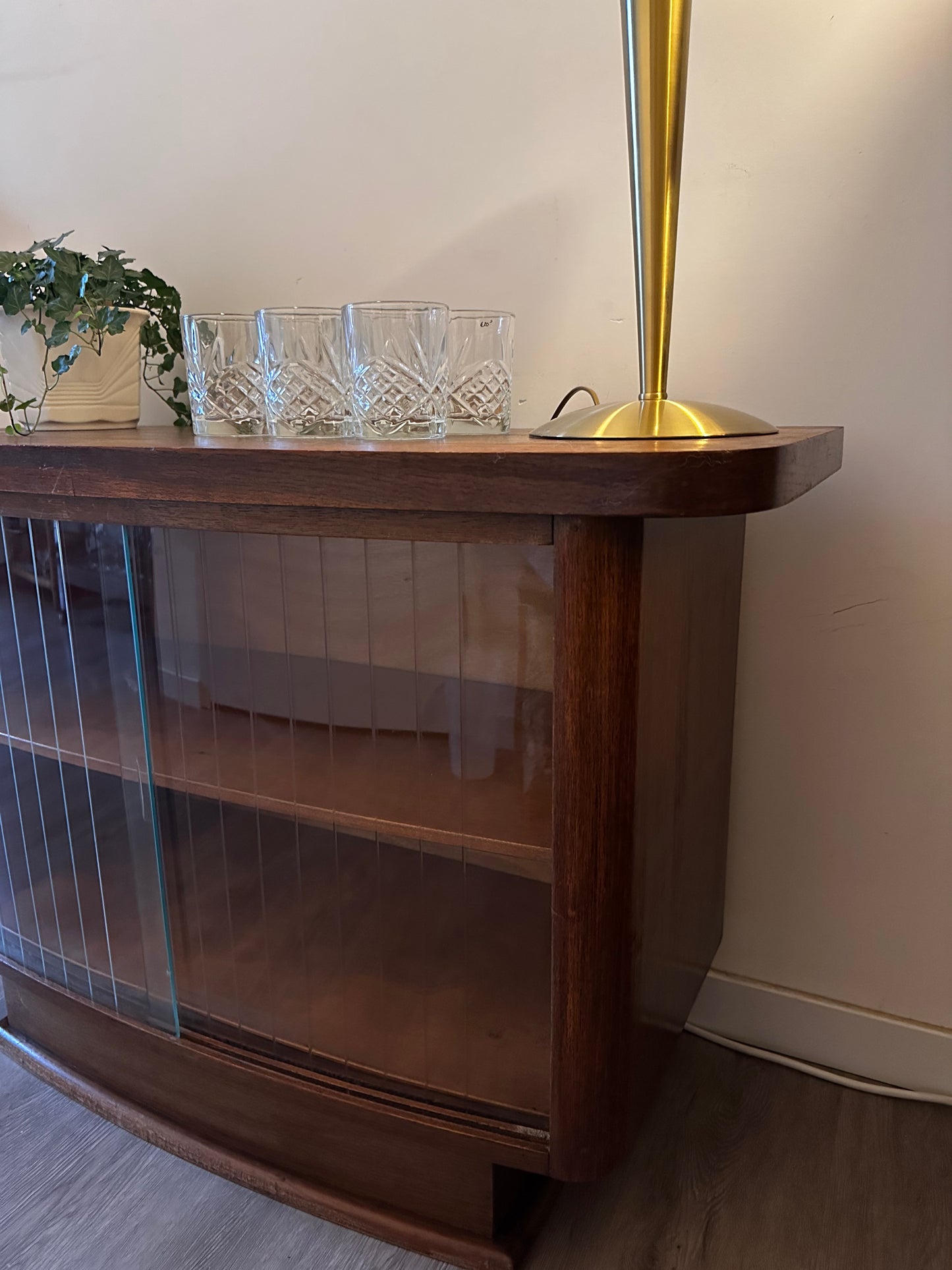 Vitrine kastje dressoir jaren 60