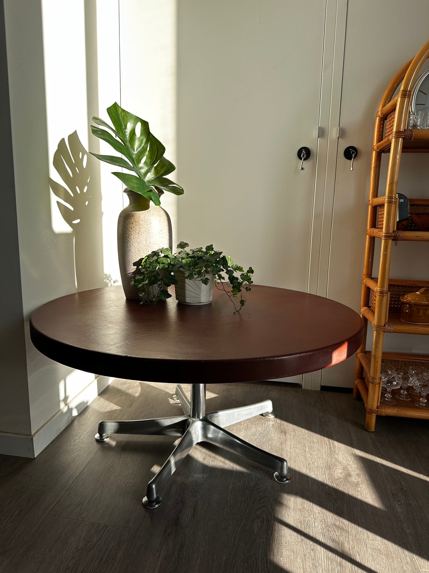 Faux Leather salontafel coffeetable jaren 1970