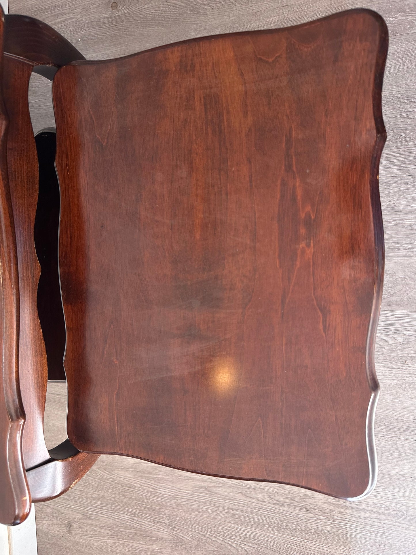 Nesting tables queen Ann stijl