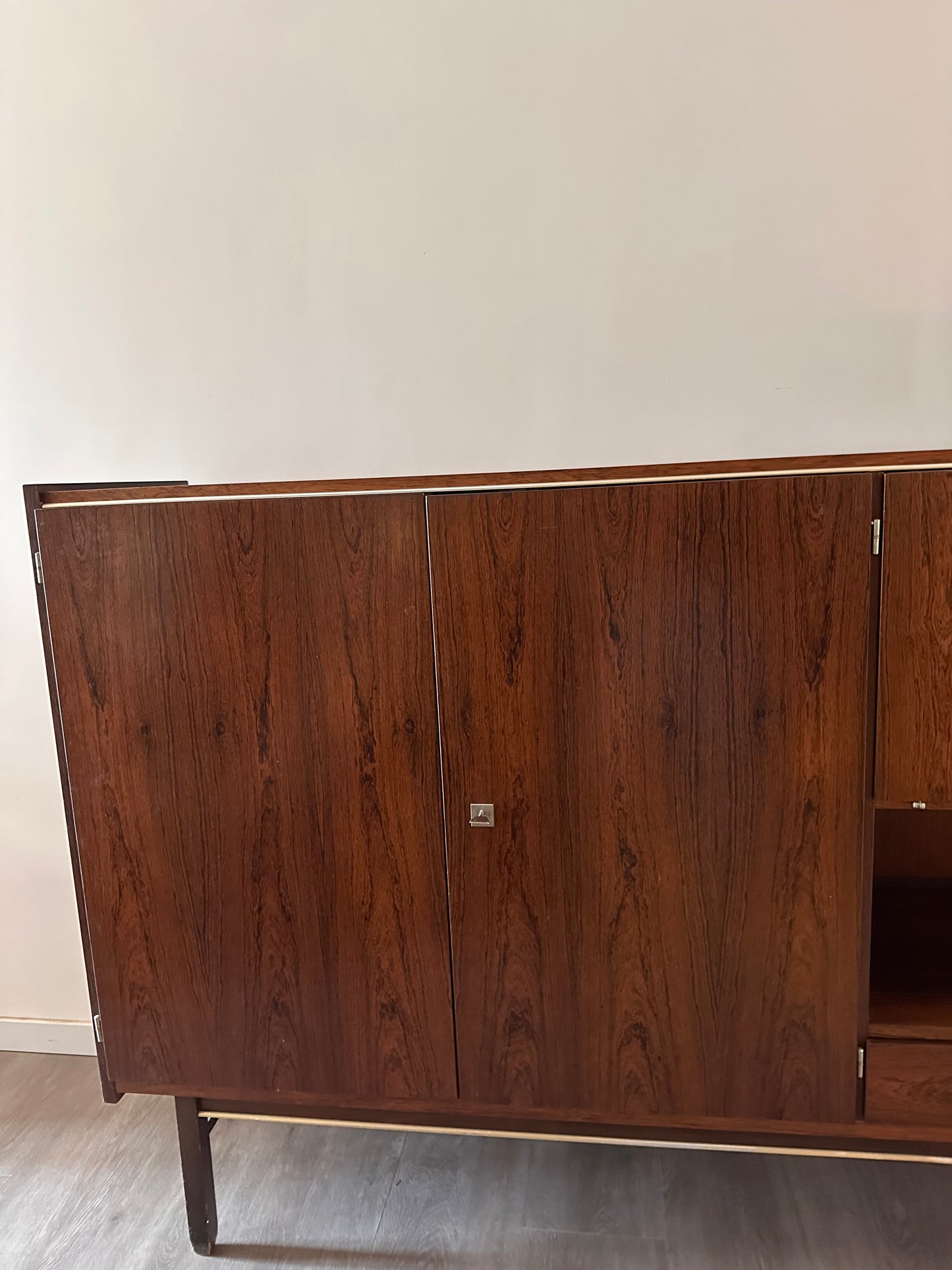 Mid Century Low Board kast