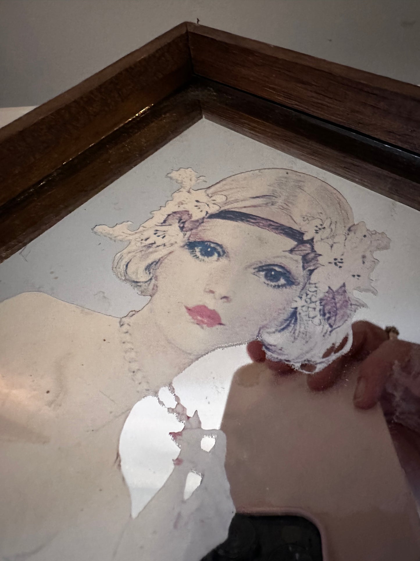 Sleutelkastje met Art Nouveau spiegel