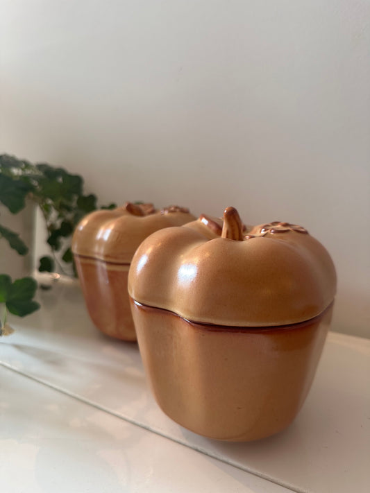 Twee keramieken bewaarpotten jaren 70 Prijs per stuk