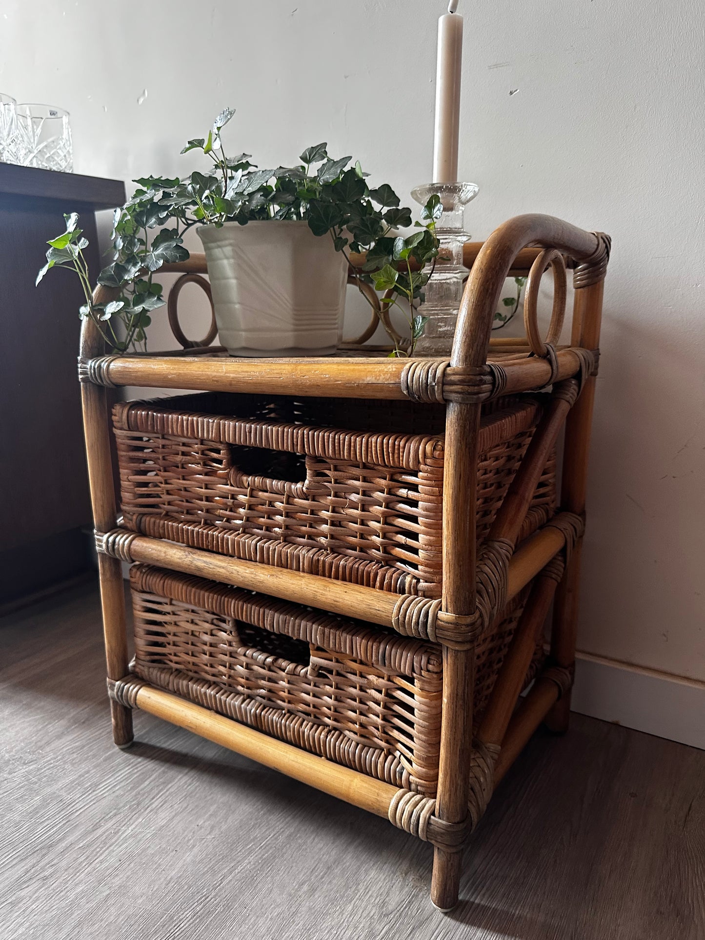 Vintage rotan ladekastje