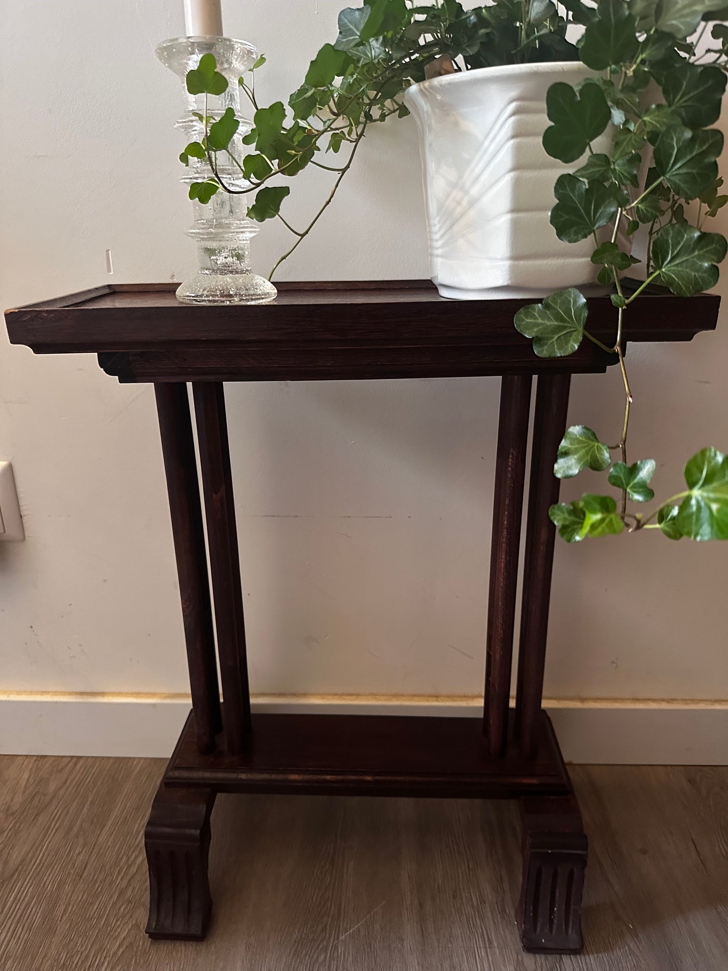 Vintage houten bijzettafeltje