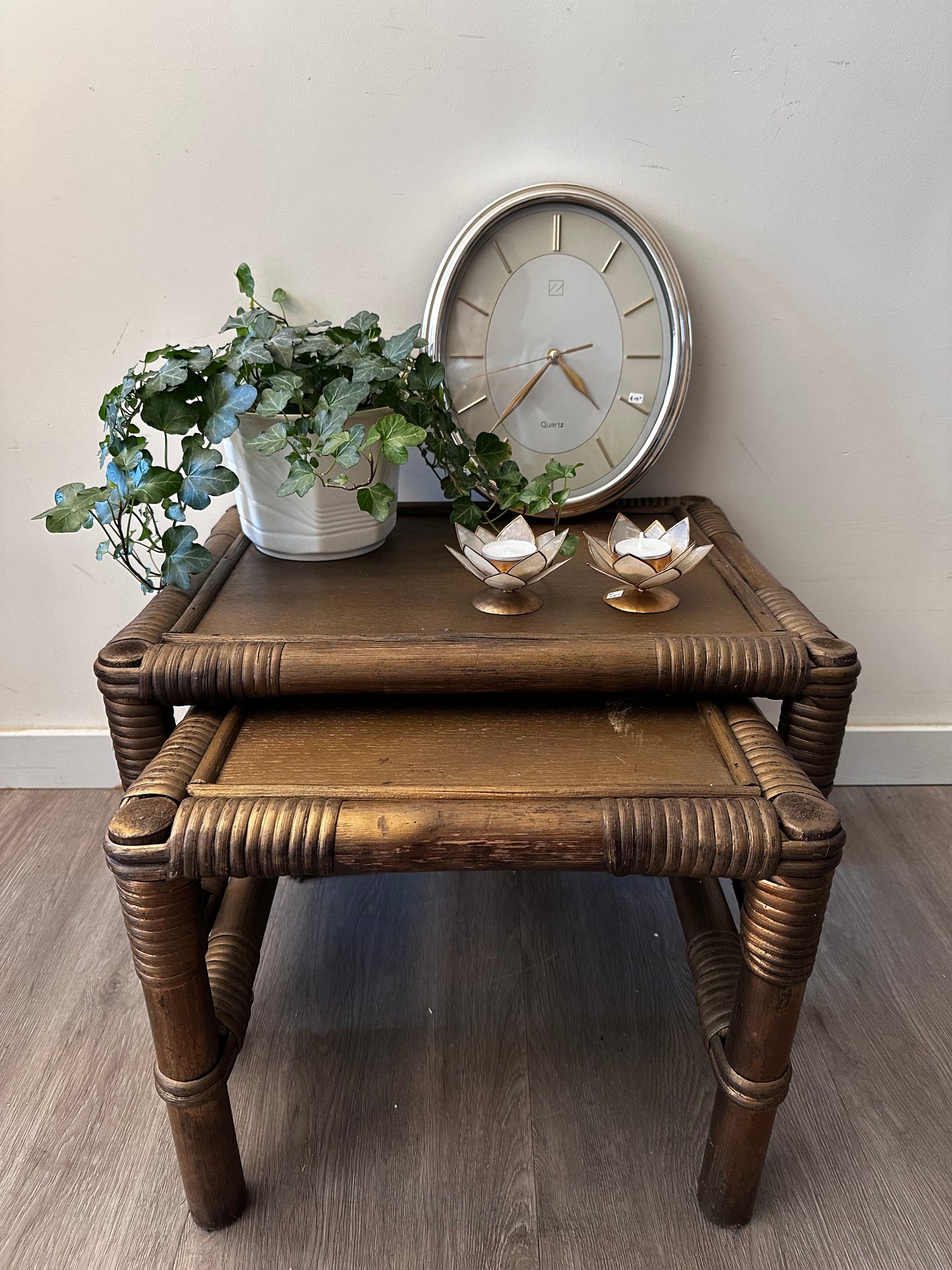 Set van 2 rotan nesting tables bijzettafeltjes