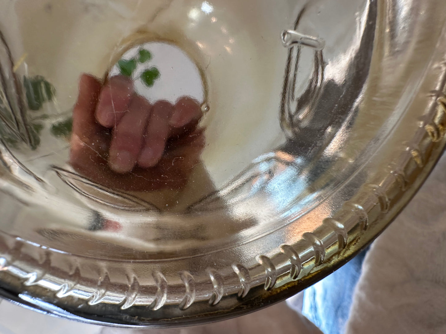 Amberkleurige vintage glazen vaas