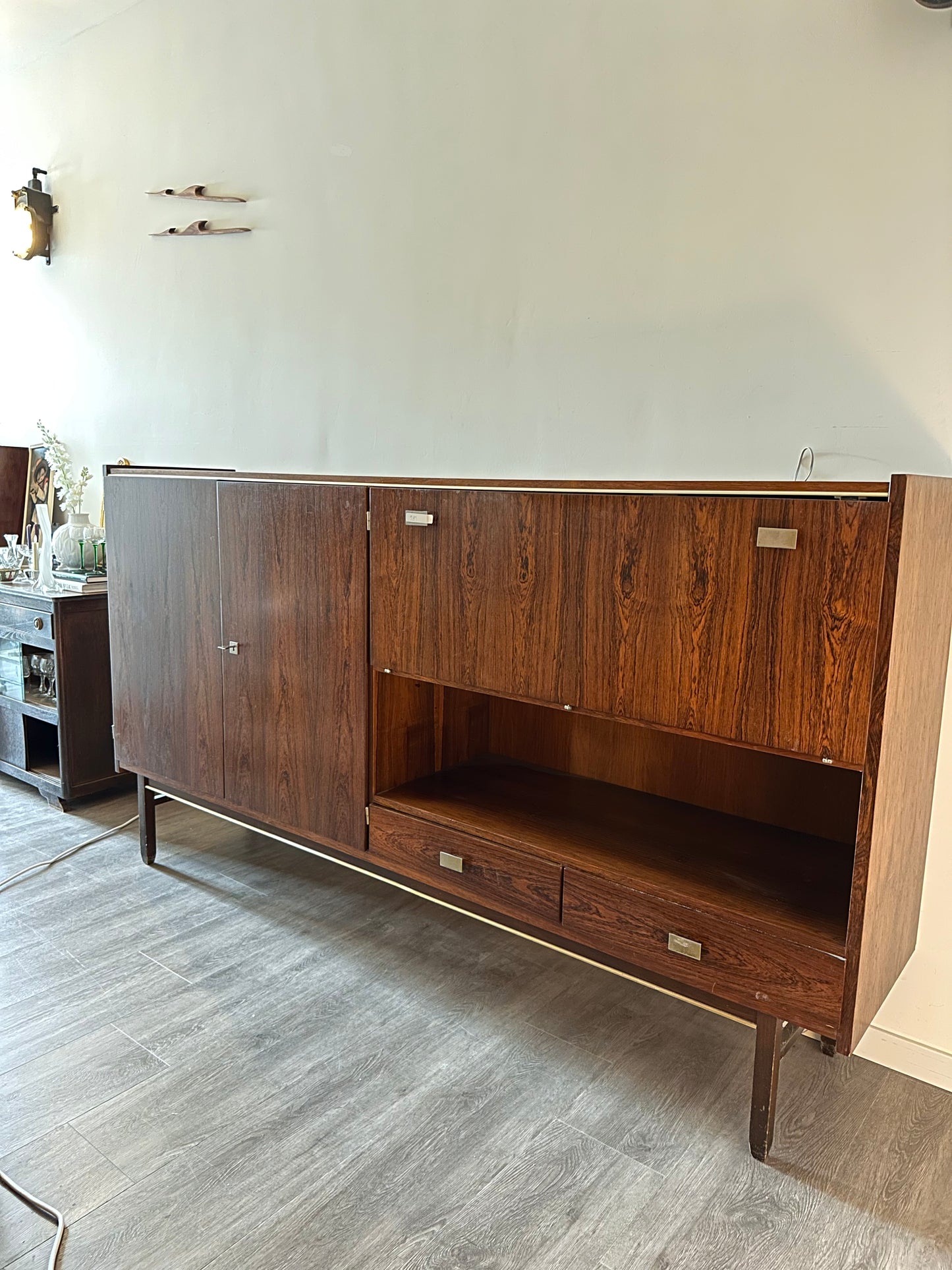 Mid Century Low Board kast