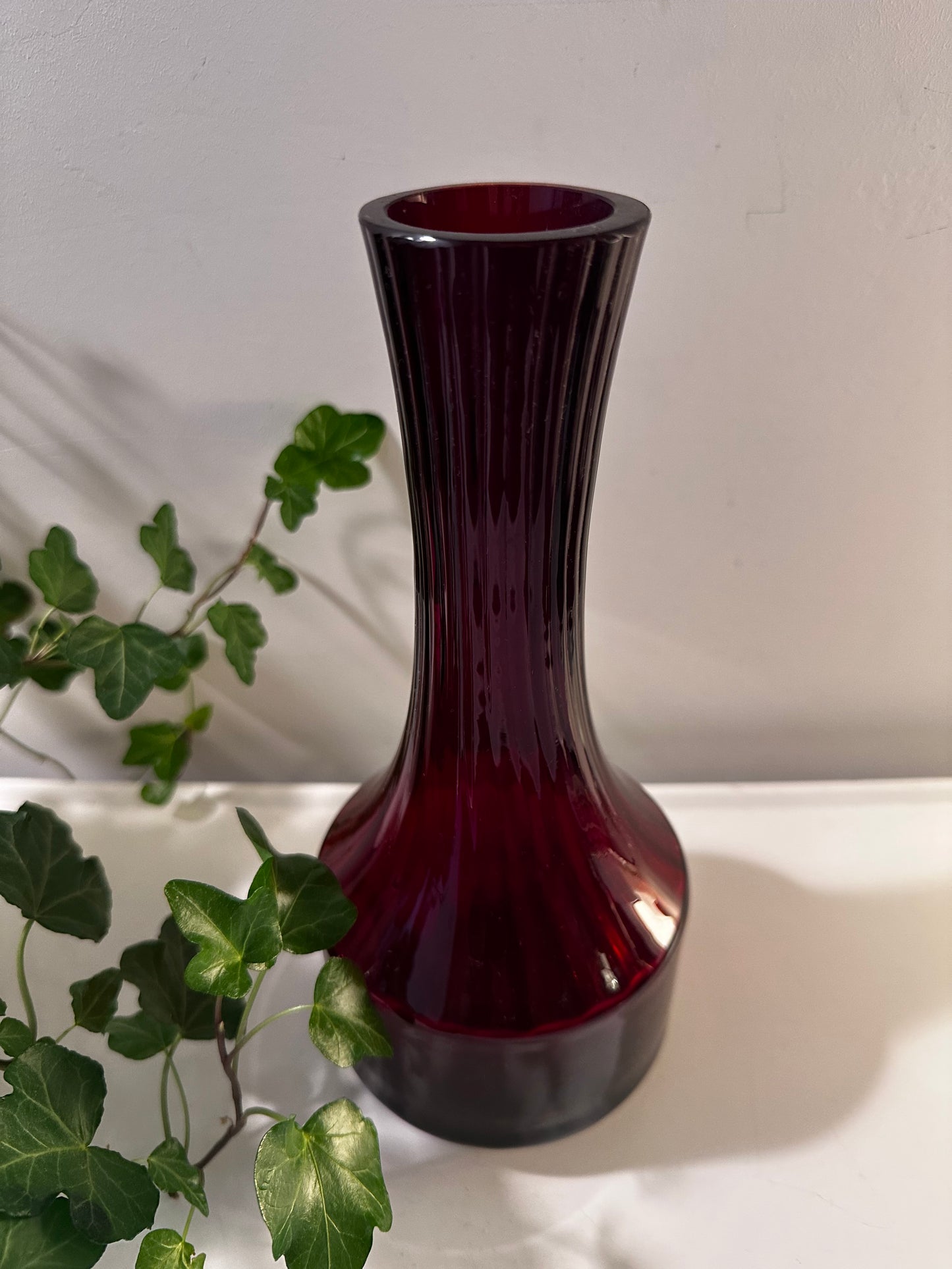 Vintage glazen rode vaas