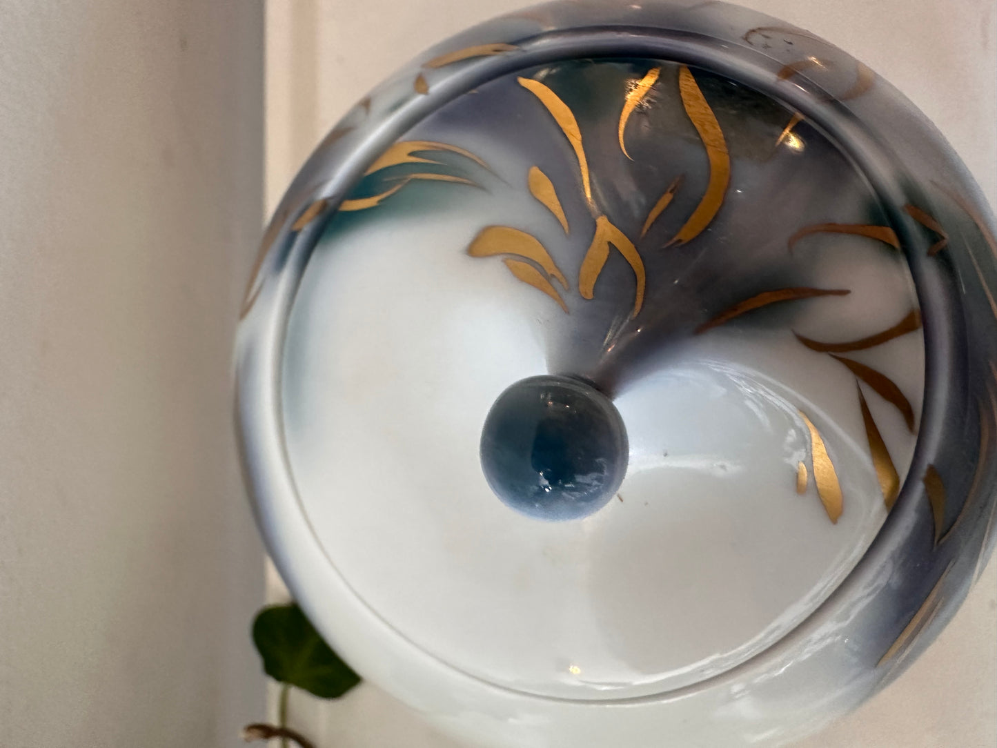 Porseleinen bewaardoosje