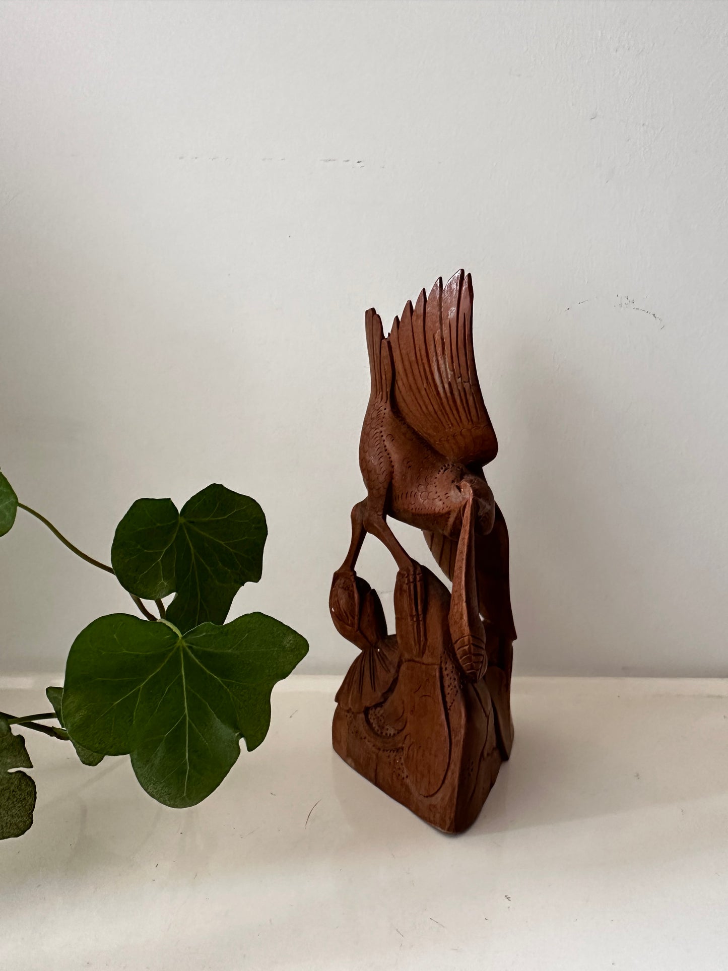 Vintage houten beeldje houtsnijwerk