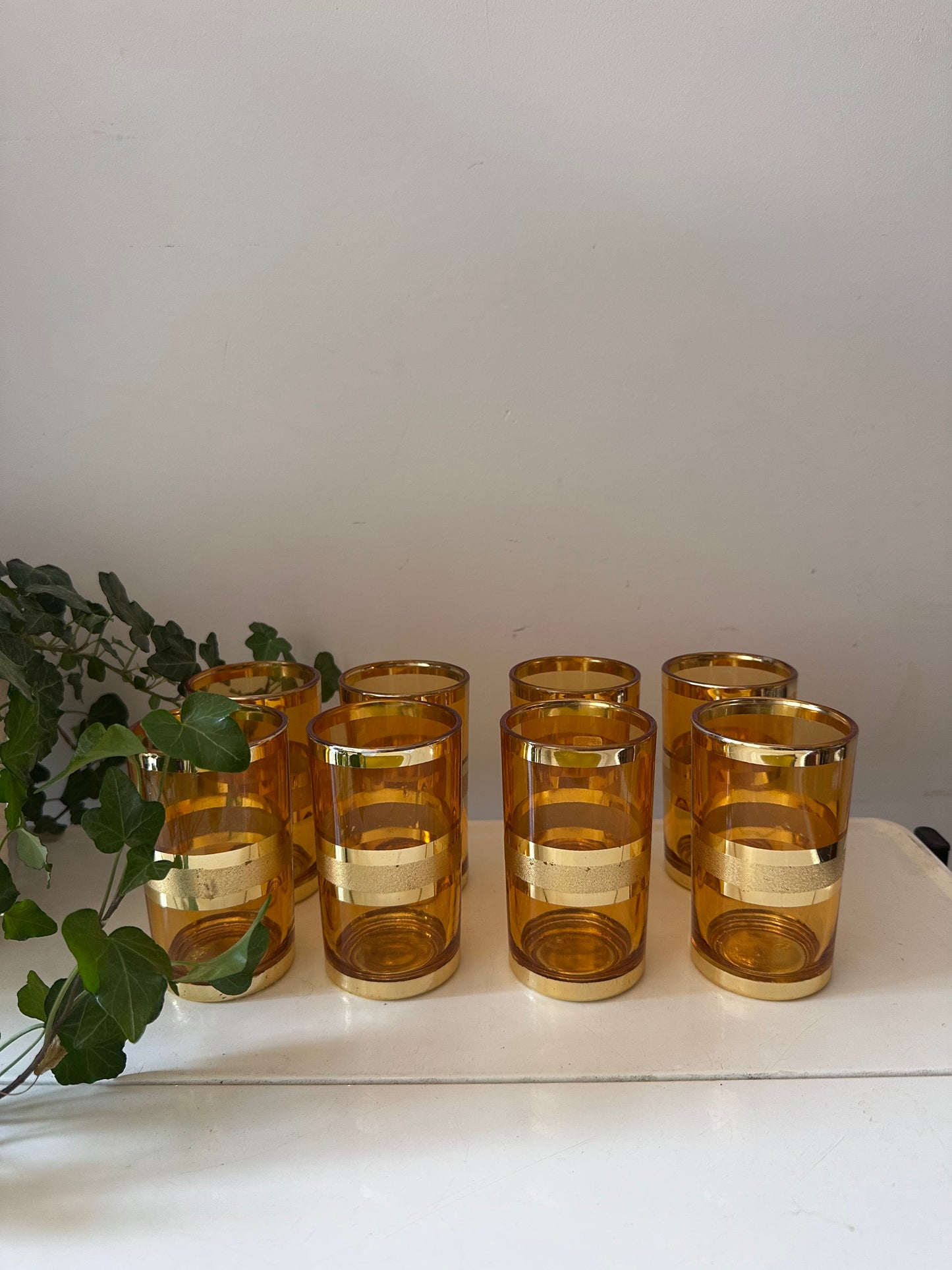 Set van 8 goud/amberkleurige glazen