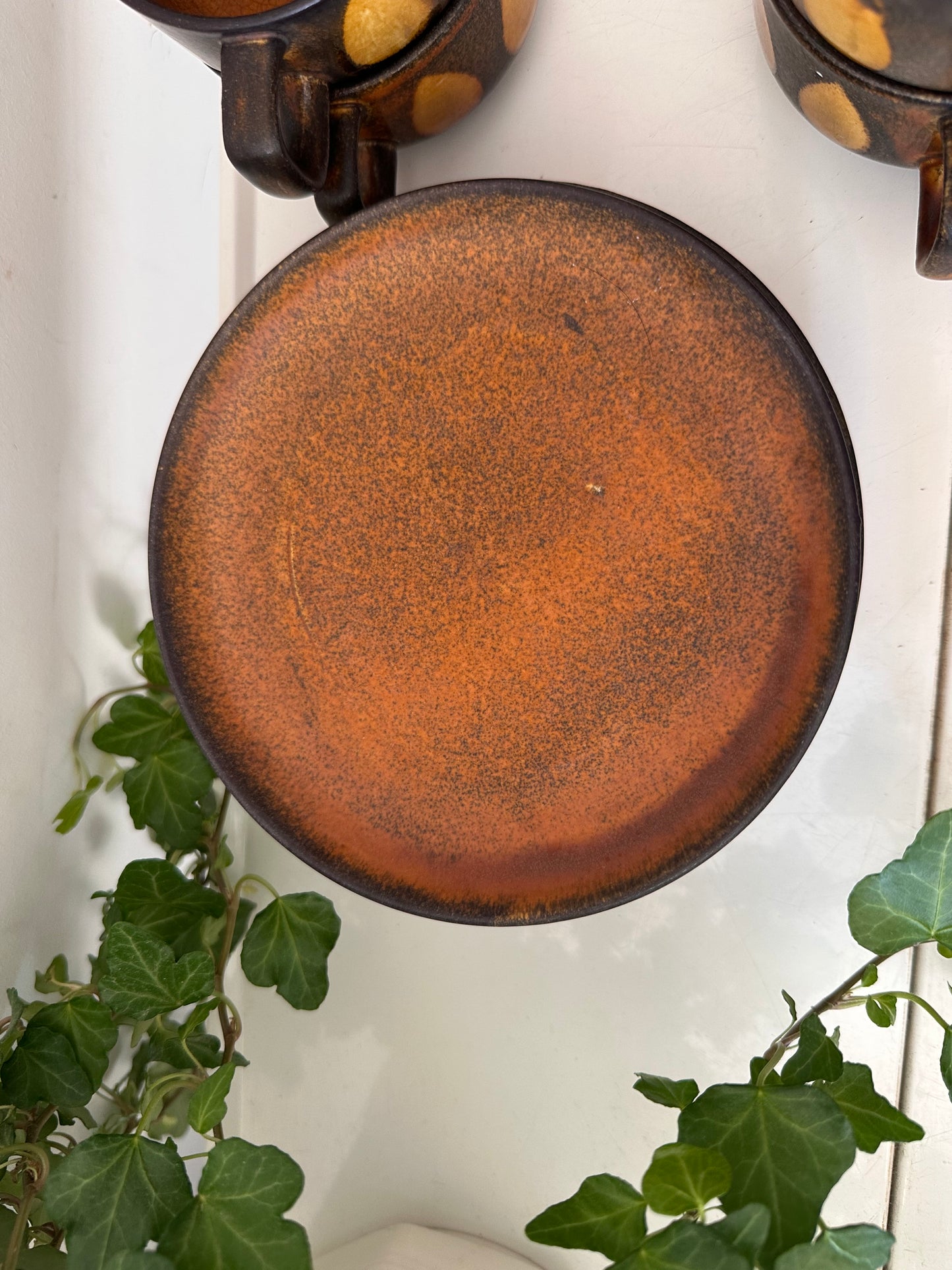 Set van 6 kop en schotels jaren 70