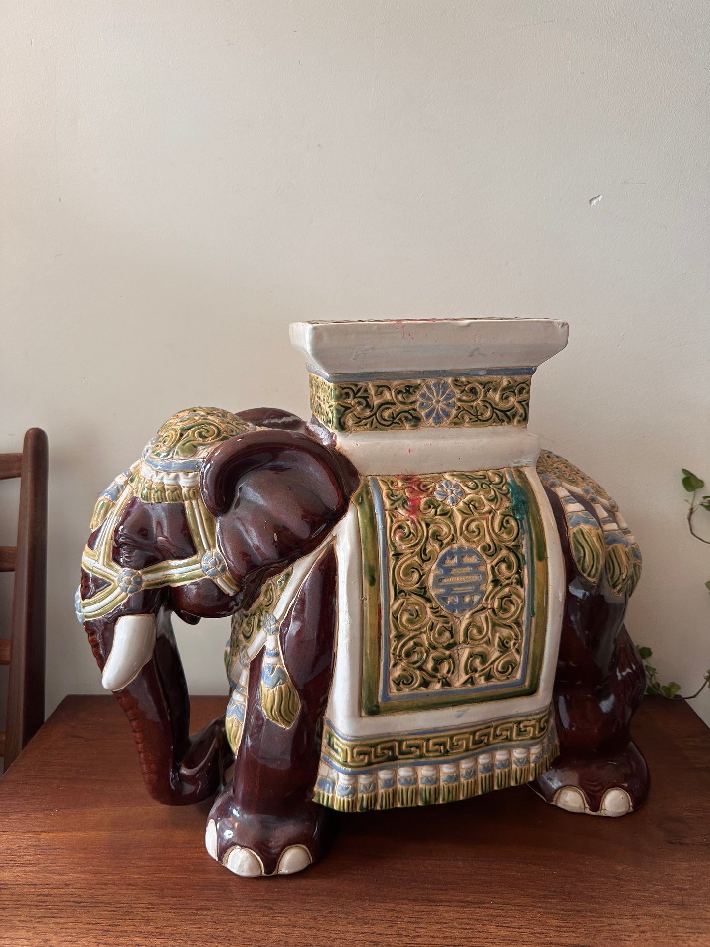 XL Plantentafel Olifant keramiek