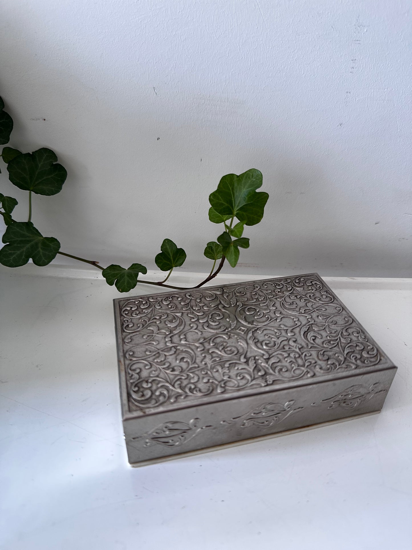 Vintage zilverkleurig bewaardoosje