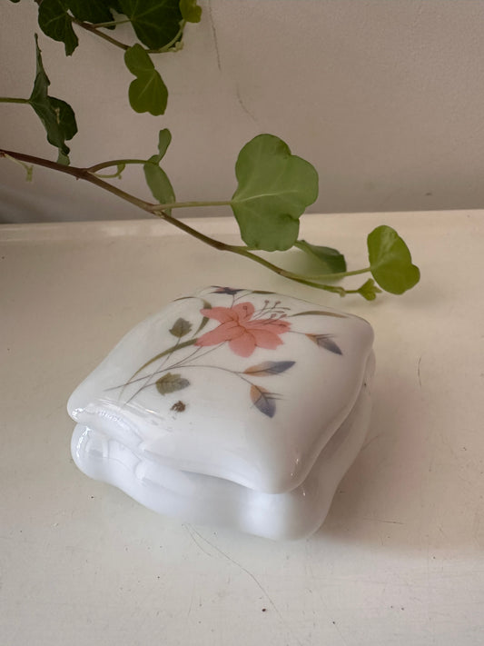 Limoges porseleinen bewaardoosje