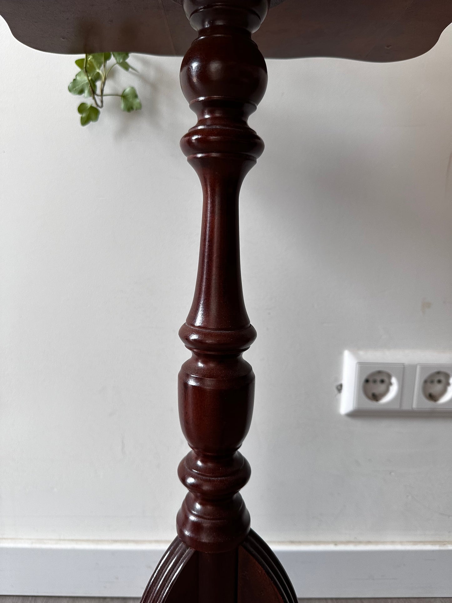 Vintage wijntafeltje