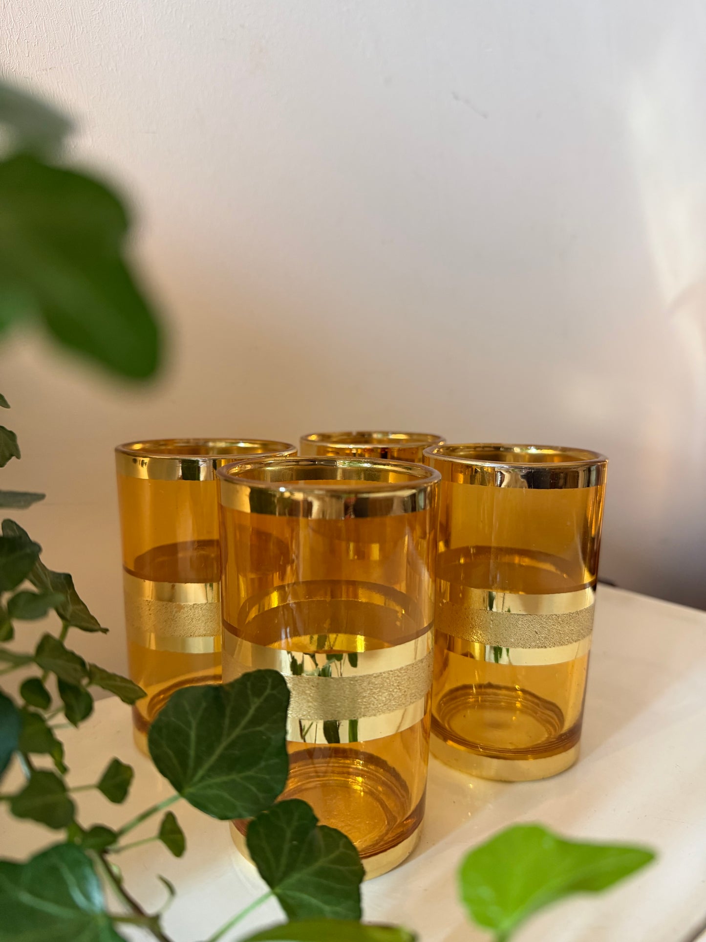 Set van 4 Amberkleurige glazen met goudbad