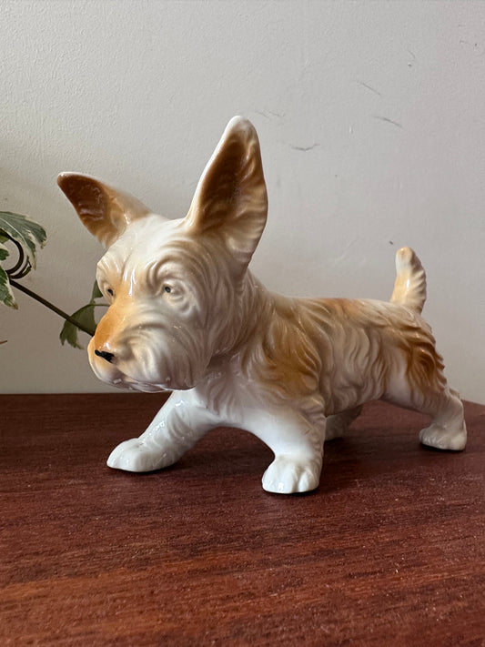 Hondje beeldje keramiek jaren 70