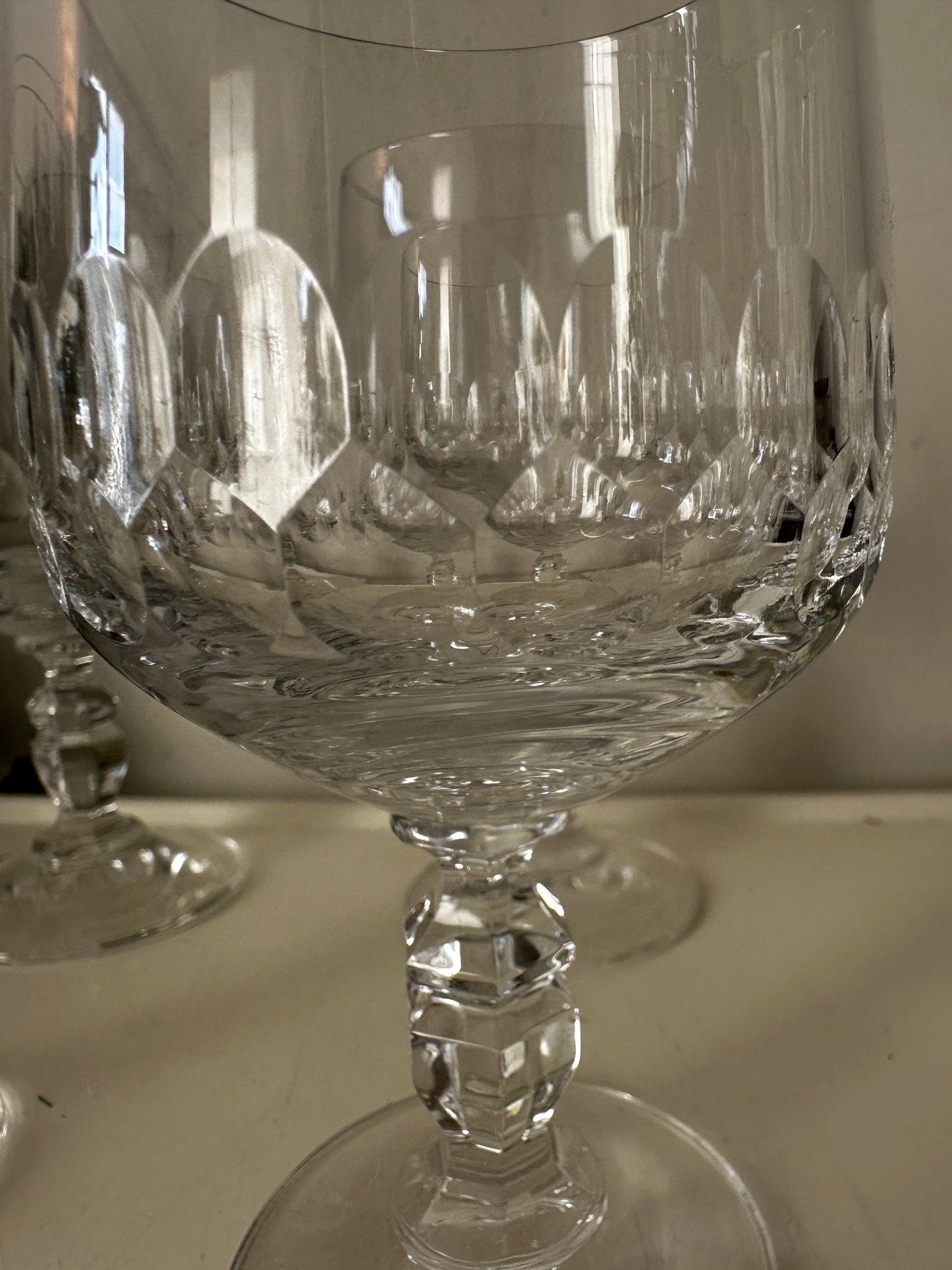 Set van 4 kristallen wijnglazen