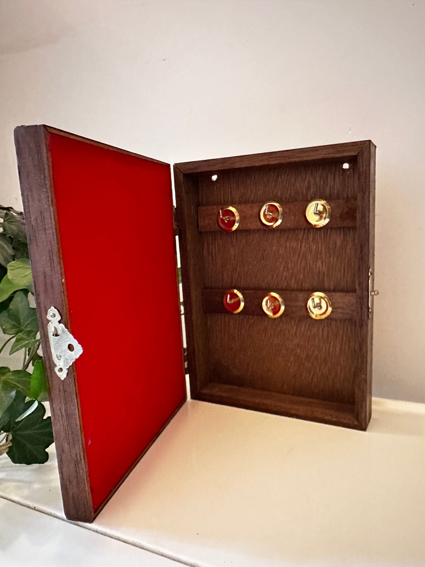 Sleutelkastje met Art Nouveau spiegel