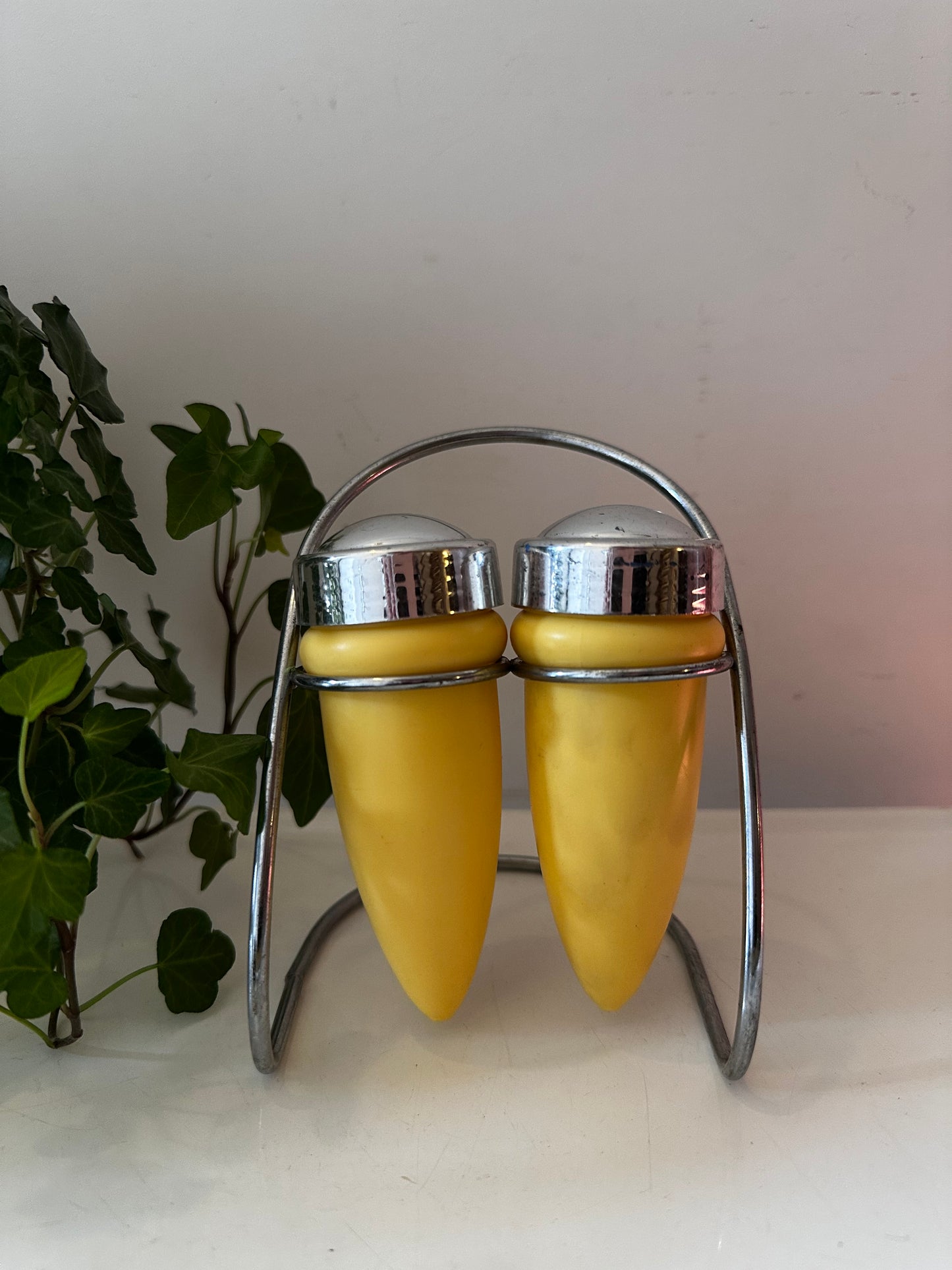 Jaren 60 peper en zout stelletje