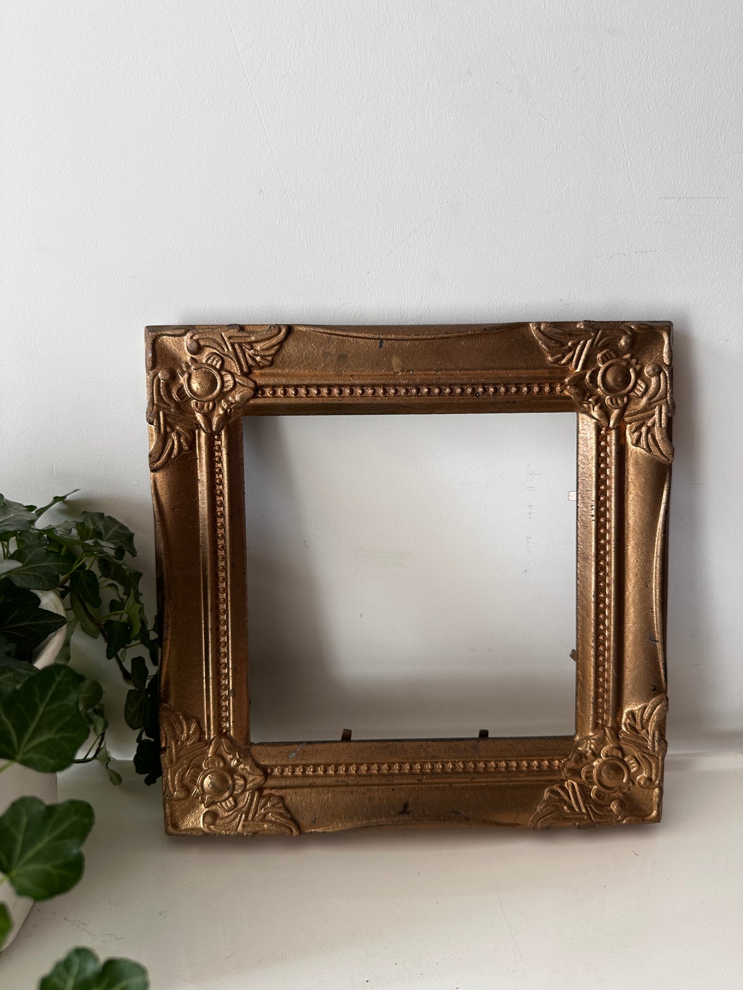 Vintage goudkleurige lijst