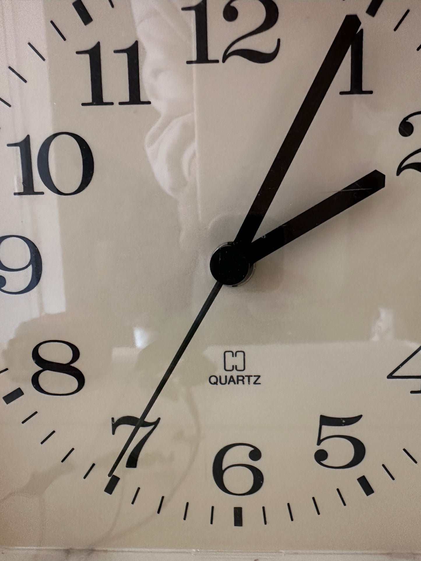 Vintage kunststof jaren 80 klok